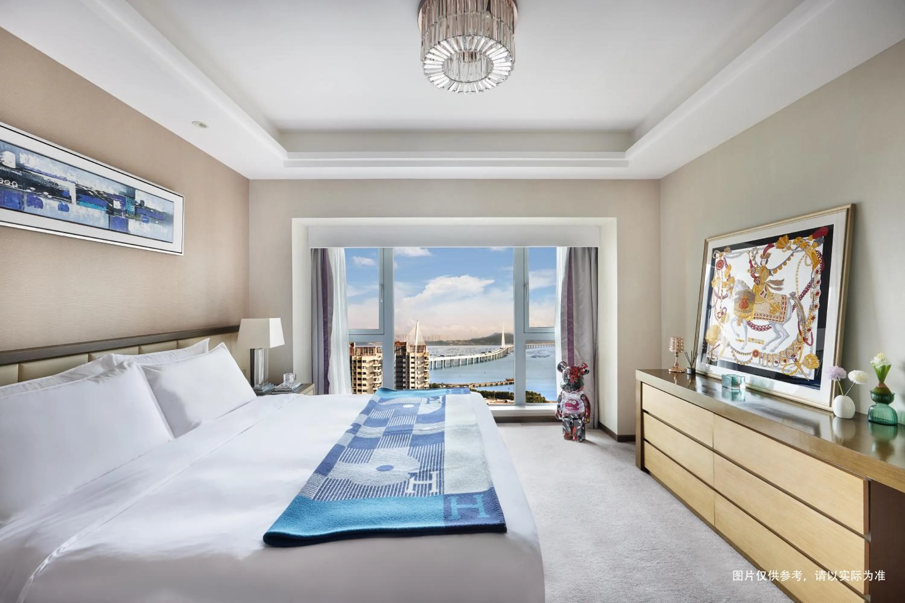 Bed in Savills Residence Daxin Shenzhen Bay