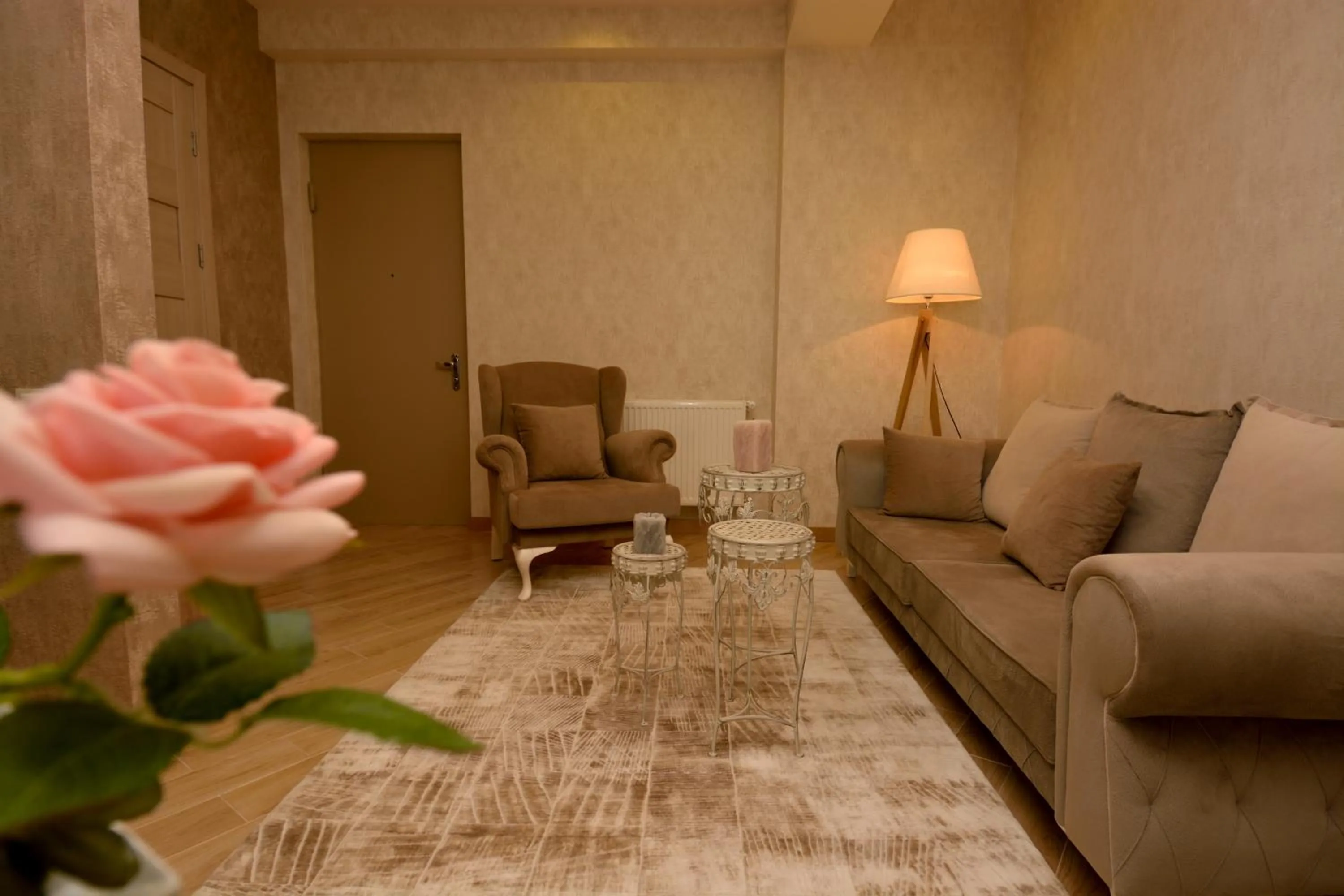 Decorative detail in Dat Exx Apartments