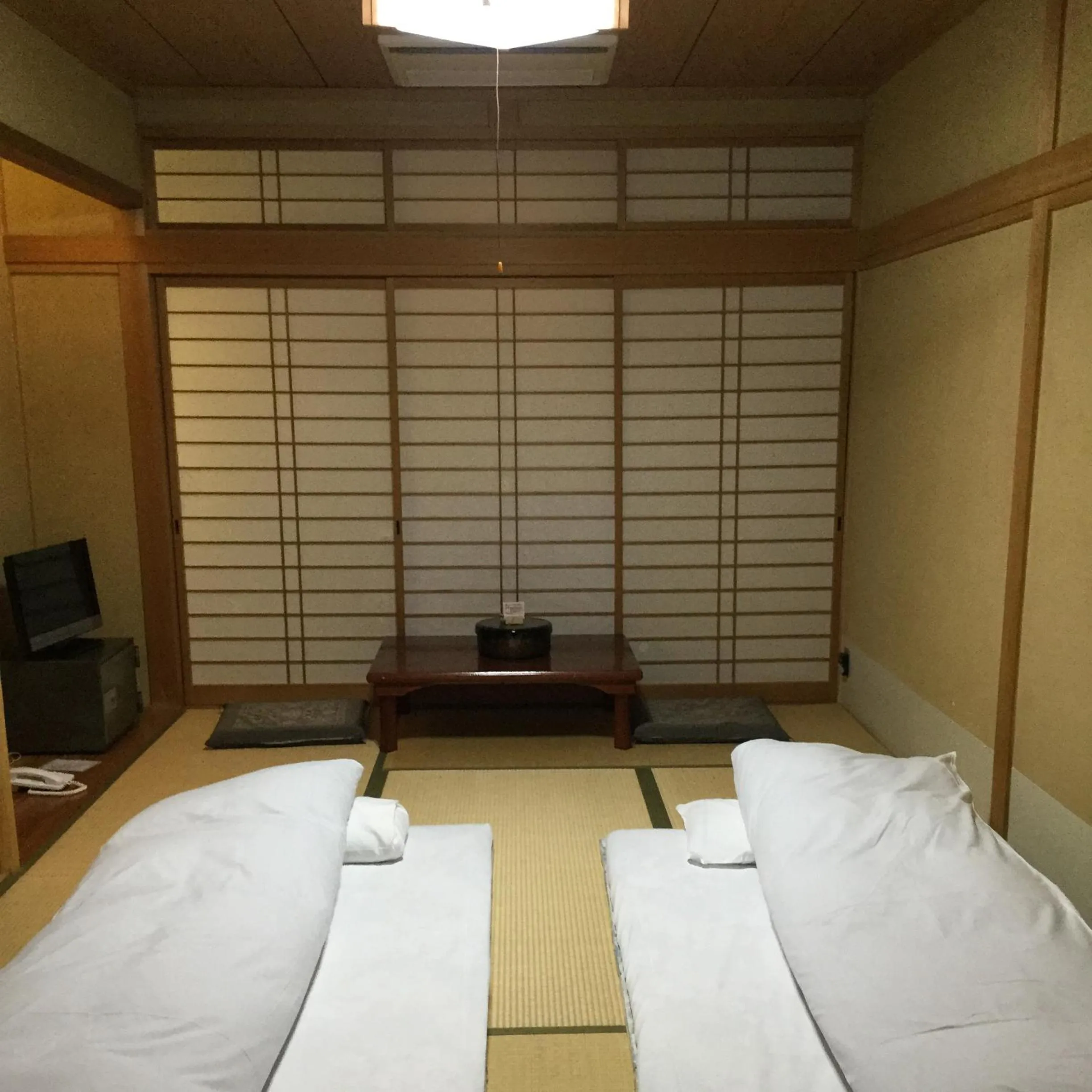 Photo of the whole room, Bed in Hotel Nosegawa