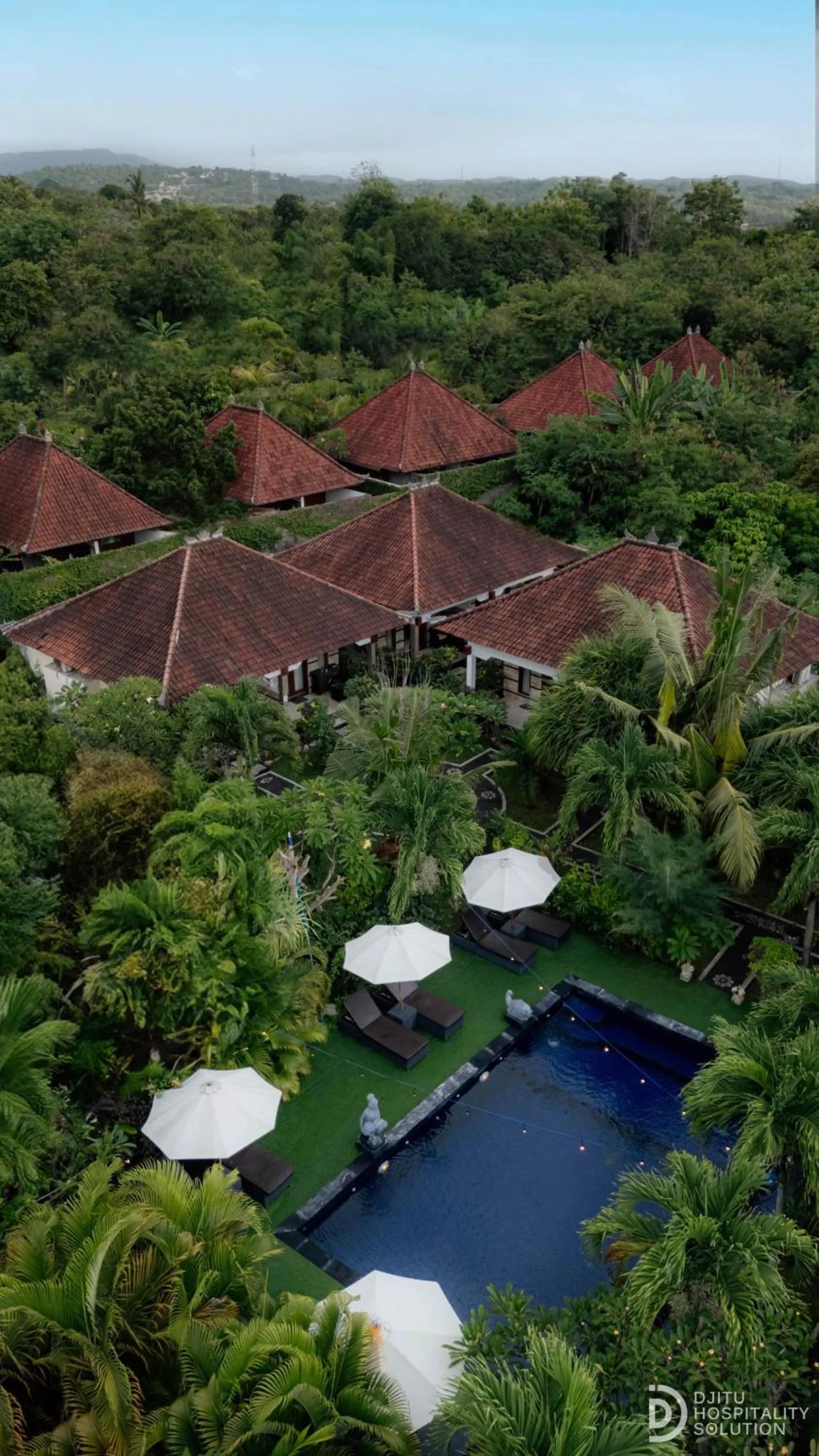 Property building in Sunset Cave Villas Lembongan
