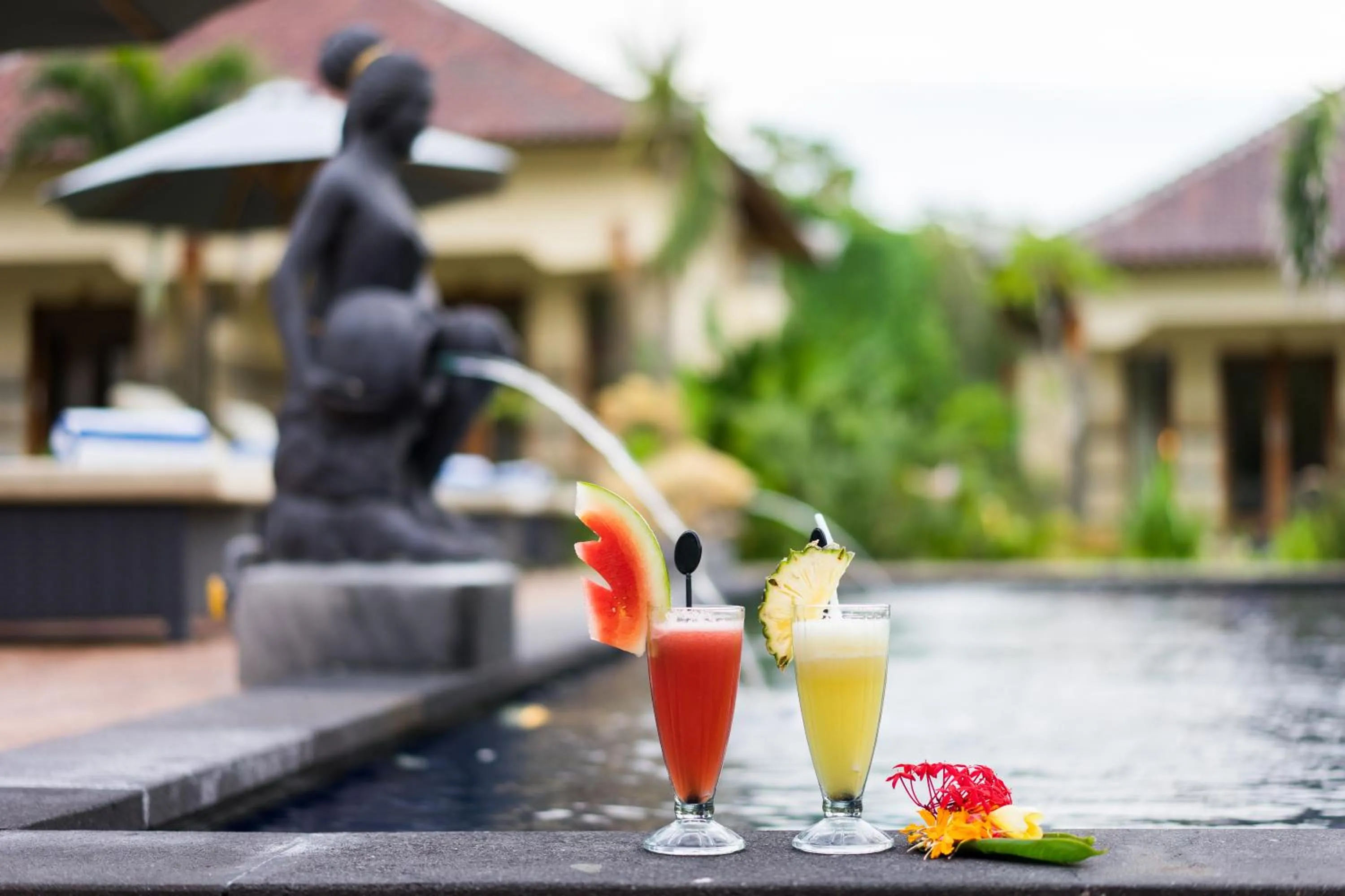 Drinks in Sunset Cave Villas Lembongan