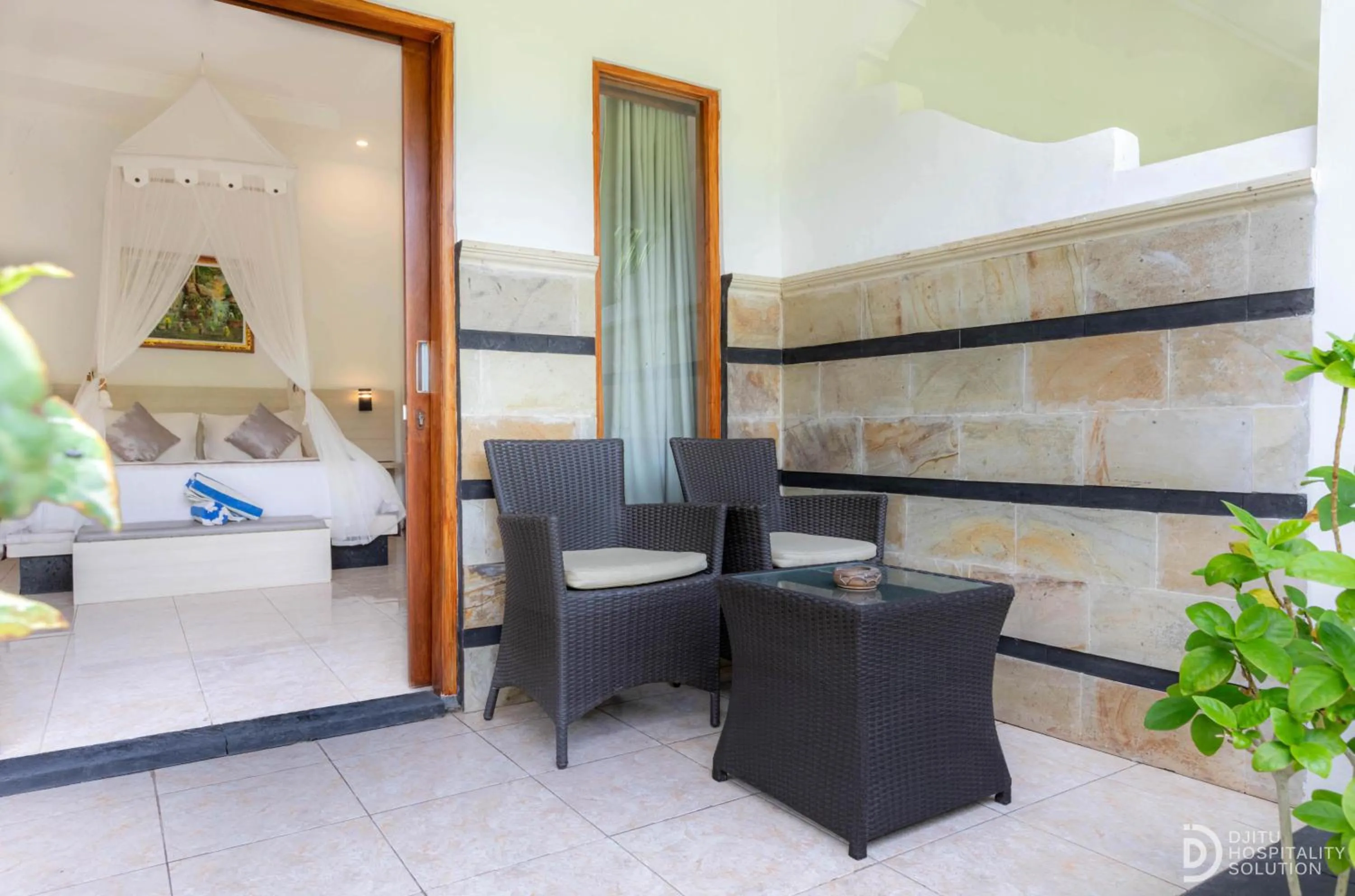 Balcony/Terrace, Bed in Sunset Cave Villas Lembongan