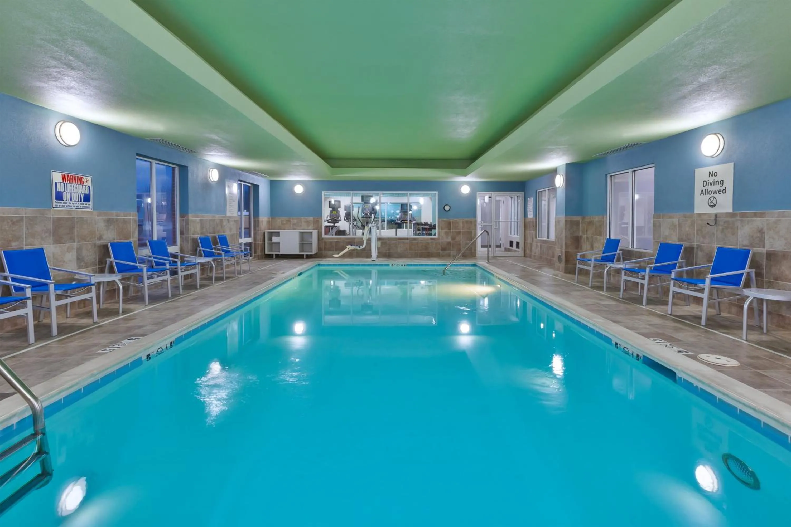 Swimming pool in Holiday Inn Express & Suites Dayton South Franklin by IHG