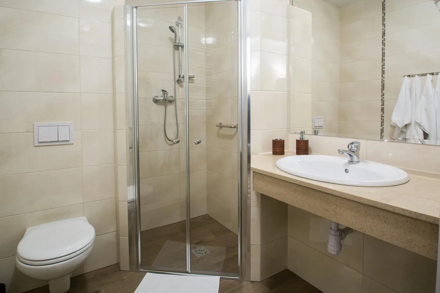 Shower in Hotel Nowy Zdrój - Centrum Zdrowia i Wypoczynku