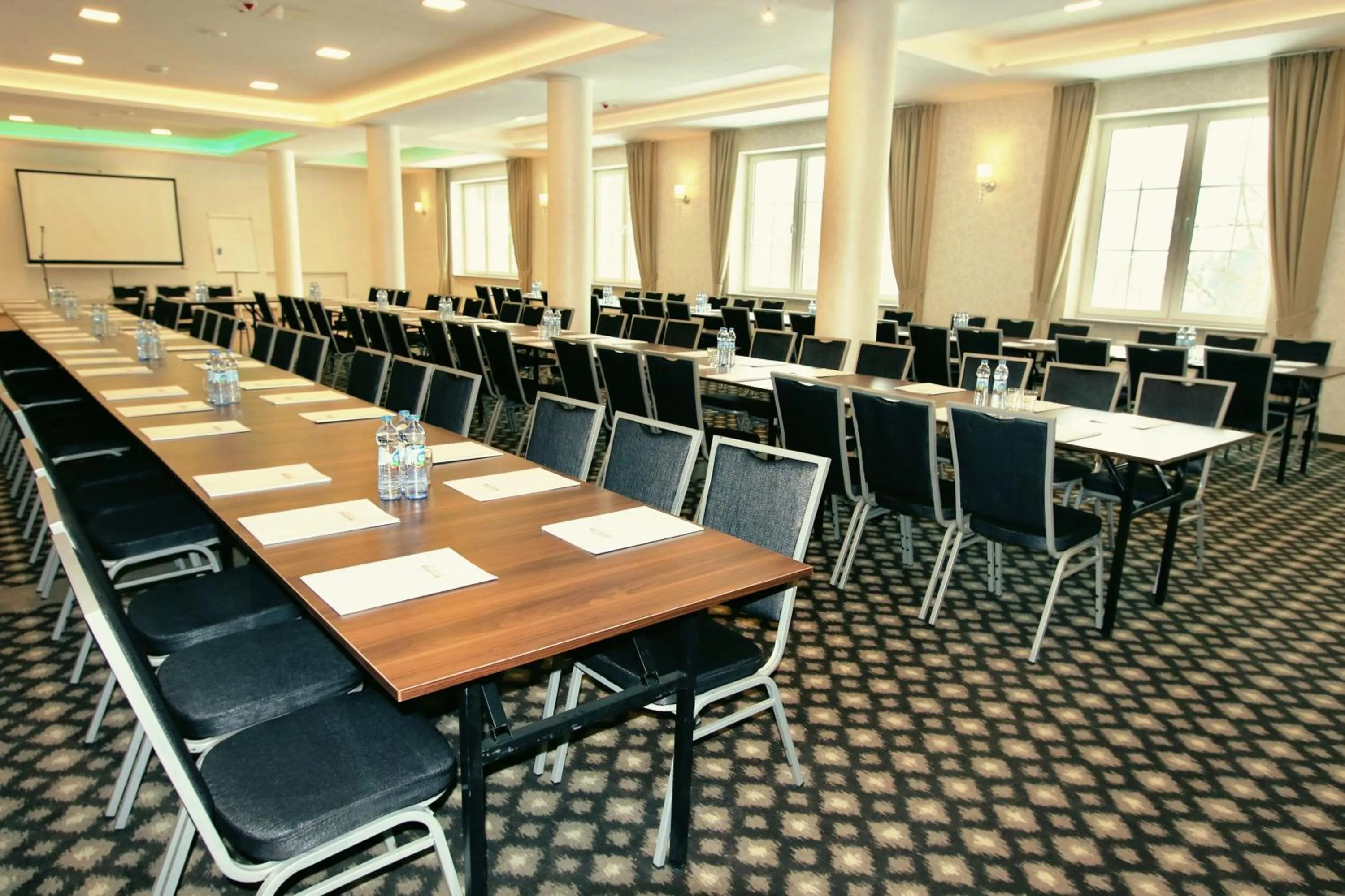 Business facilities in Hotel Nowy Zdrój - Centrum Zdrowia i Wypoczynku