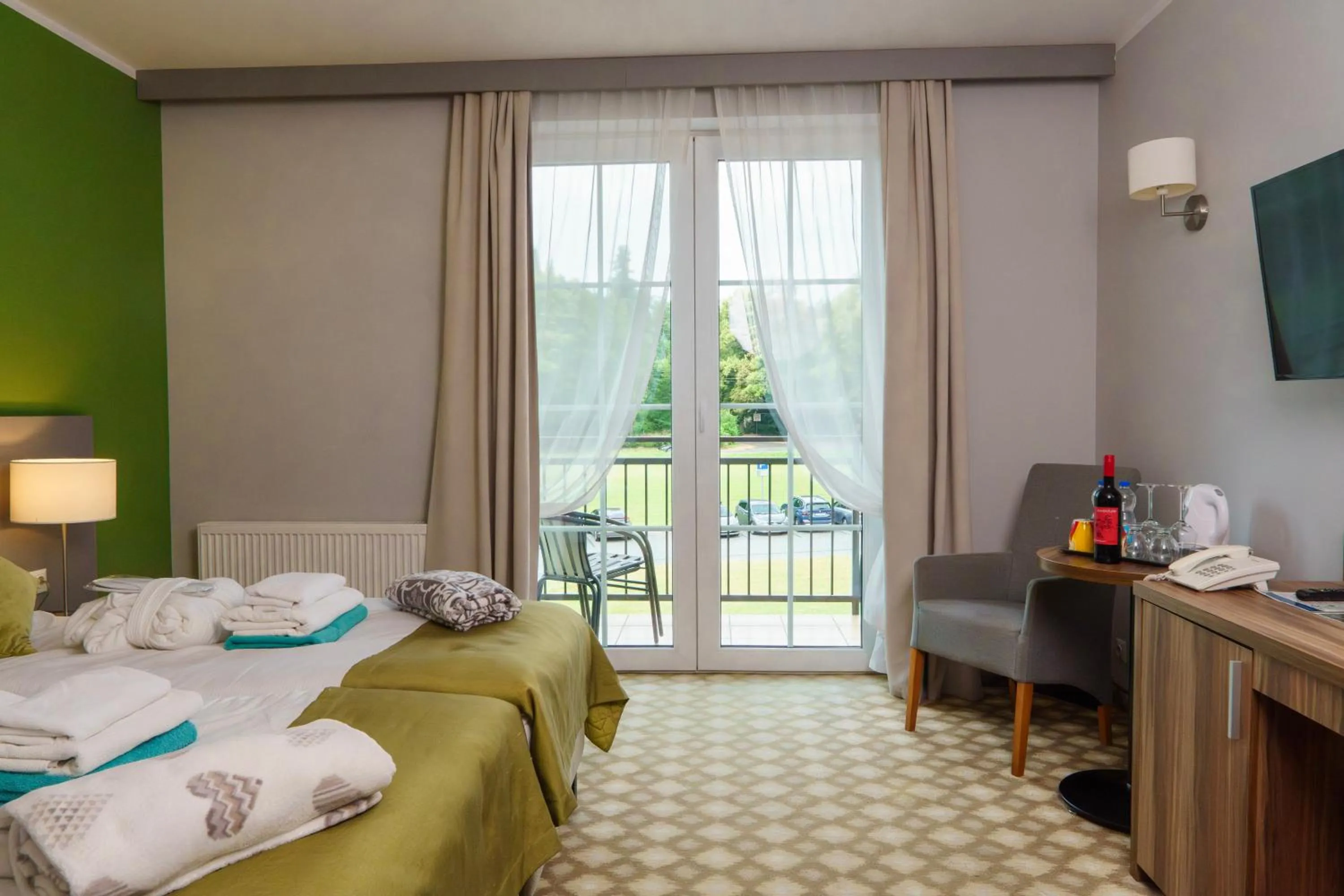 Bed in Hotel Nowy Zdrój - Centrum Zdrowia i Wypoczynku