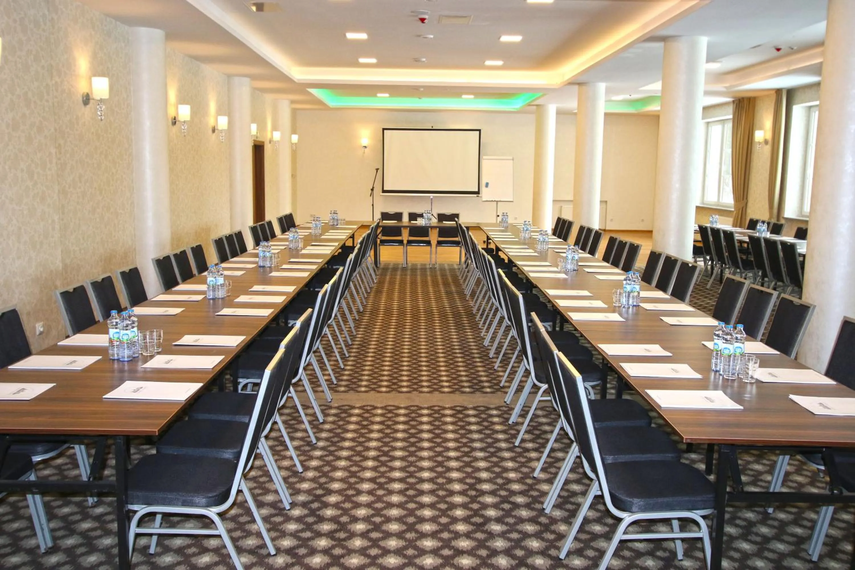 Business facilities in Hotel Nowy Zdrój - Centrum Zdrowia i Wypoczynku