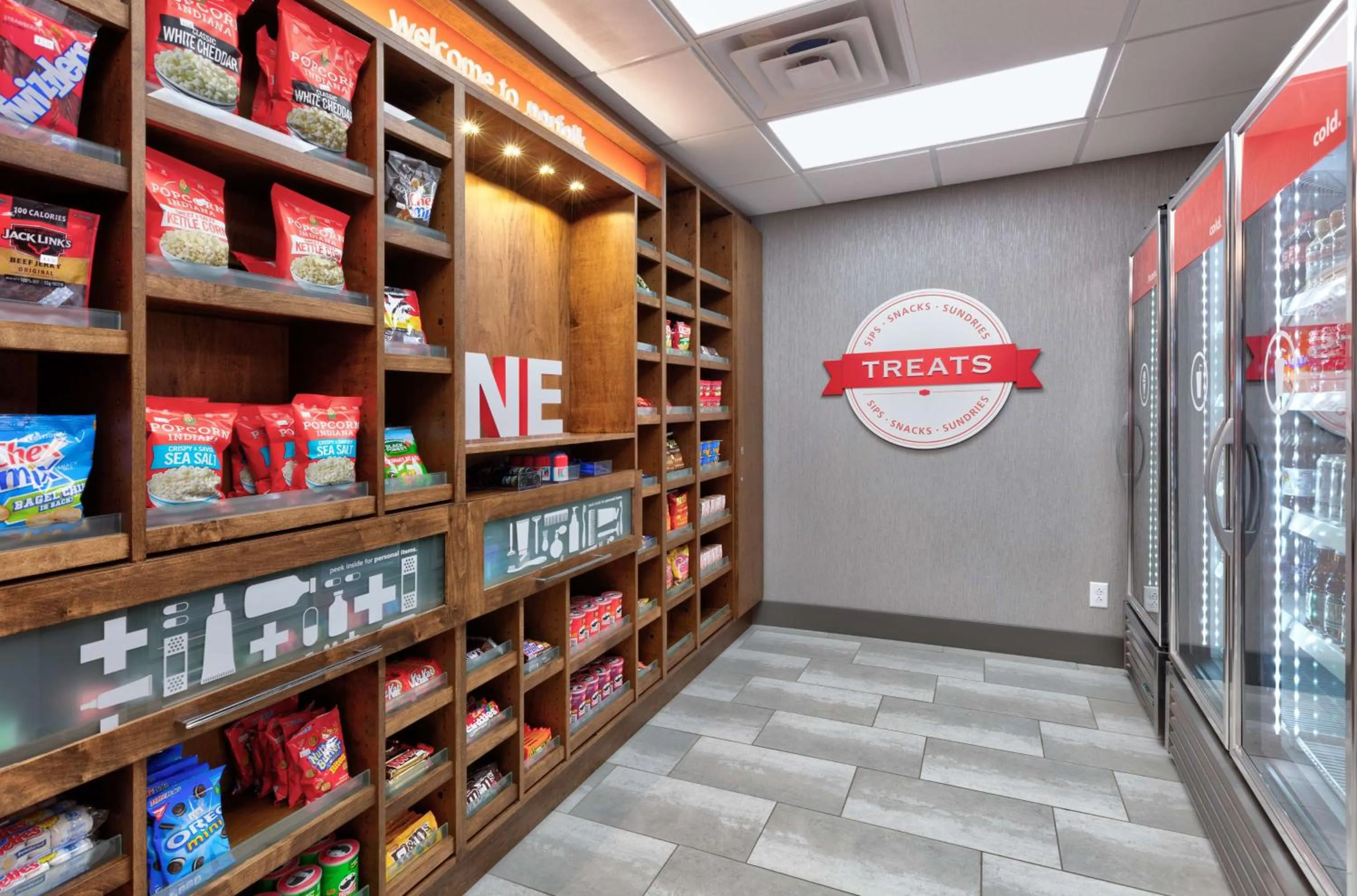 Restaurant/places to eat in Hampton Inn Norfolk