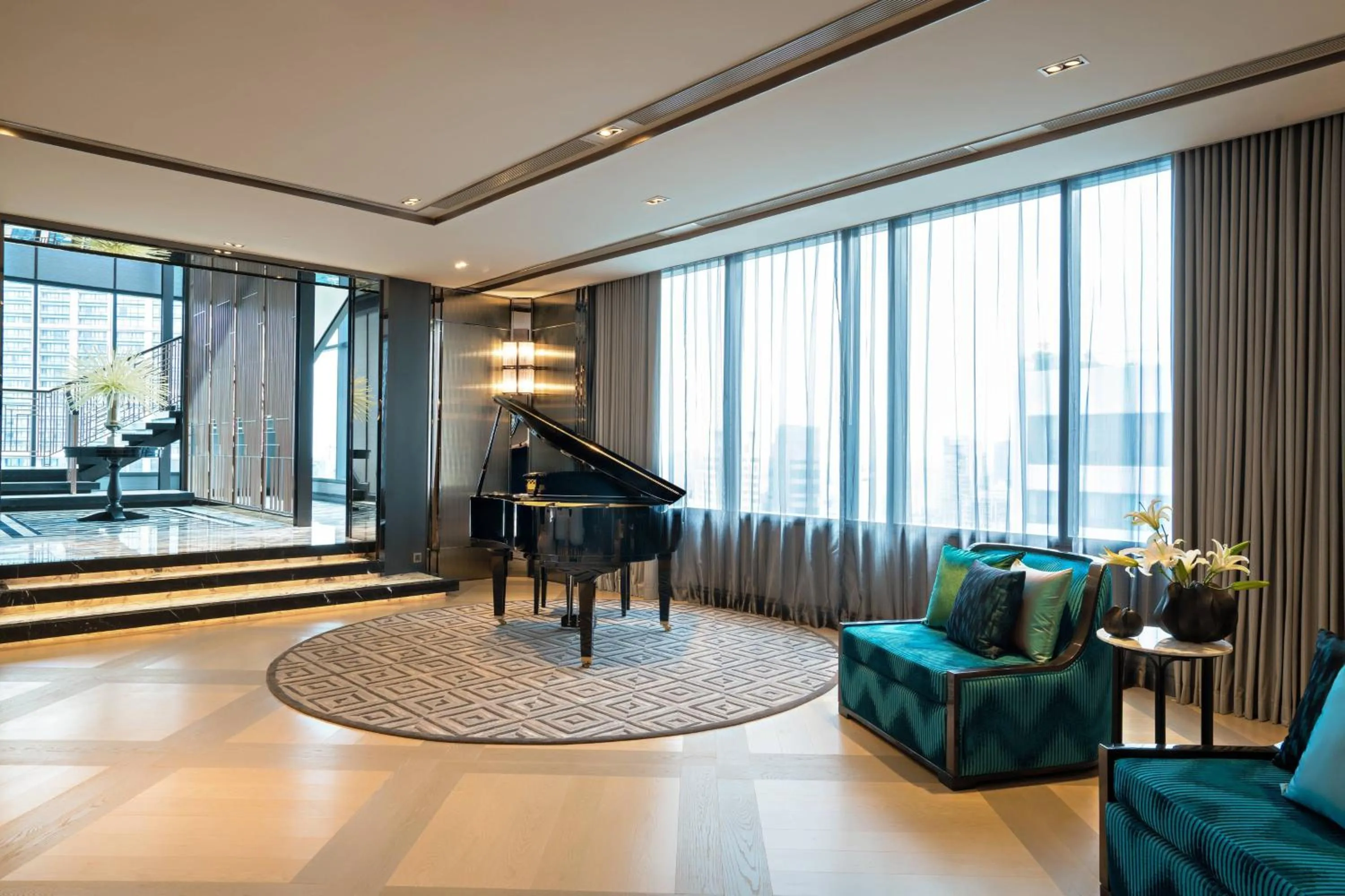 Photo of the whole room in Bangkok Marriott Marquis Queens Park