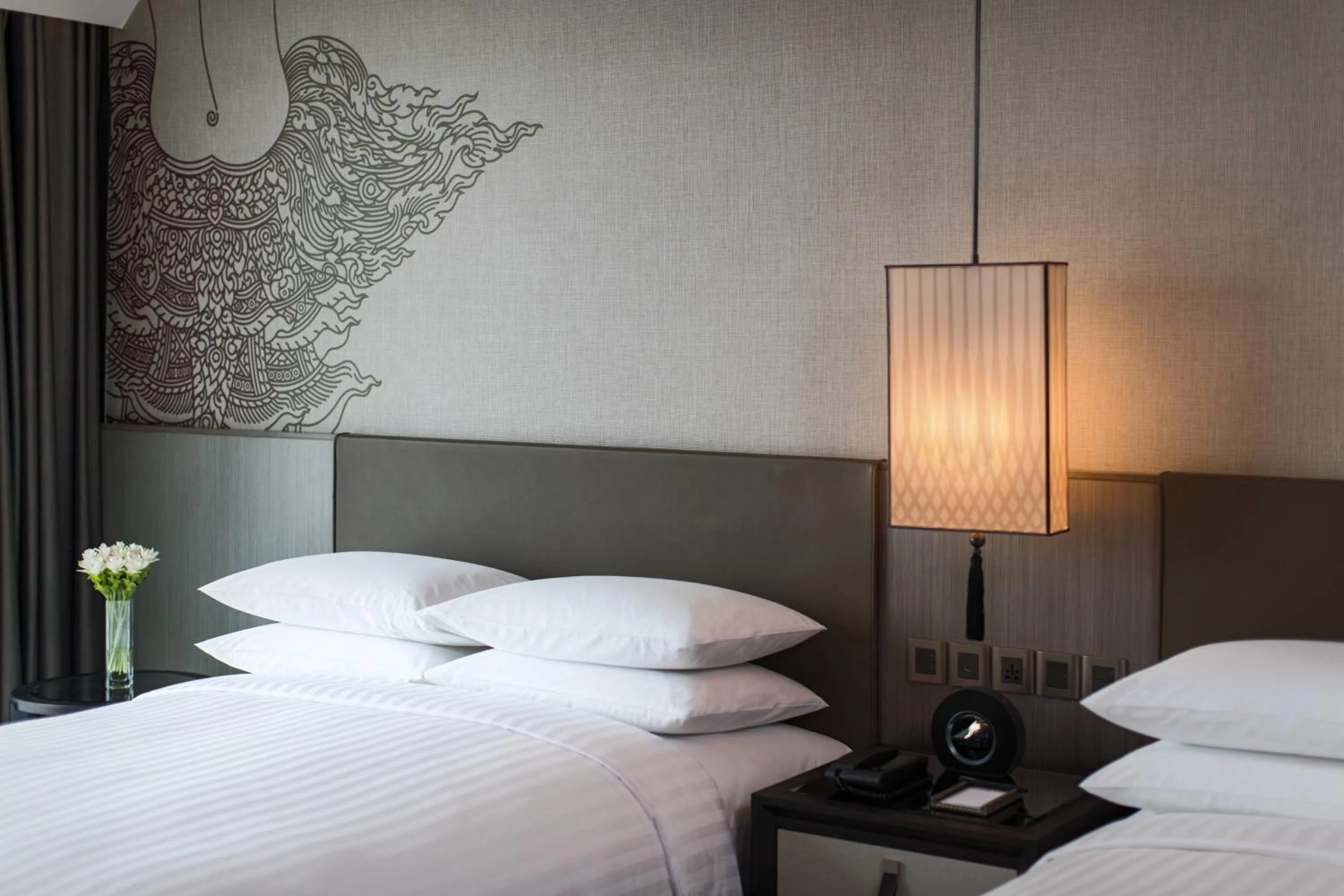 Photo of the whole room, Bed in Bangkok Marriott Marquis Queens Park