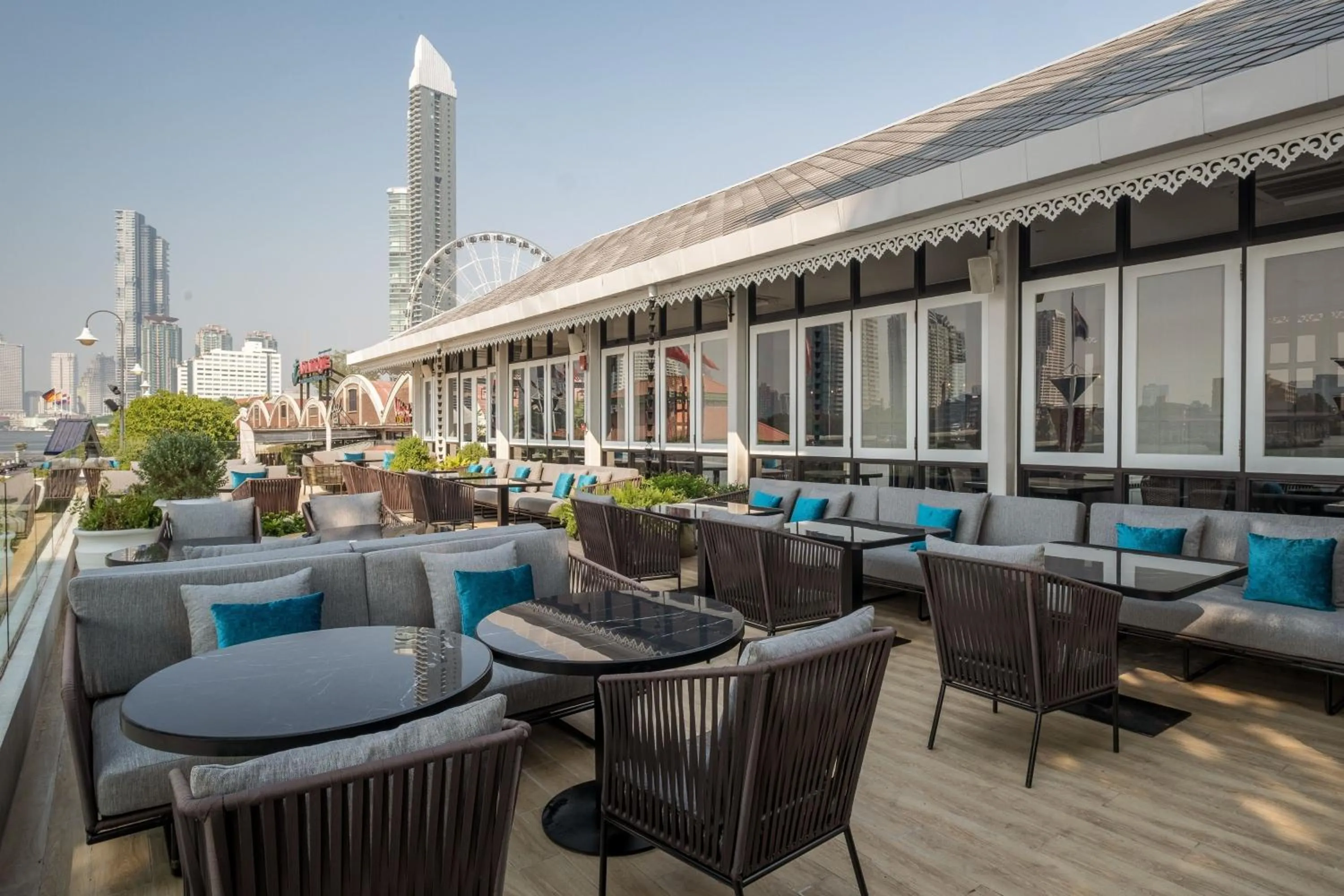 Restaurant/places to eat in Bangkok Marriott Marquis Queens Park