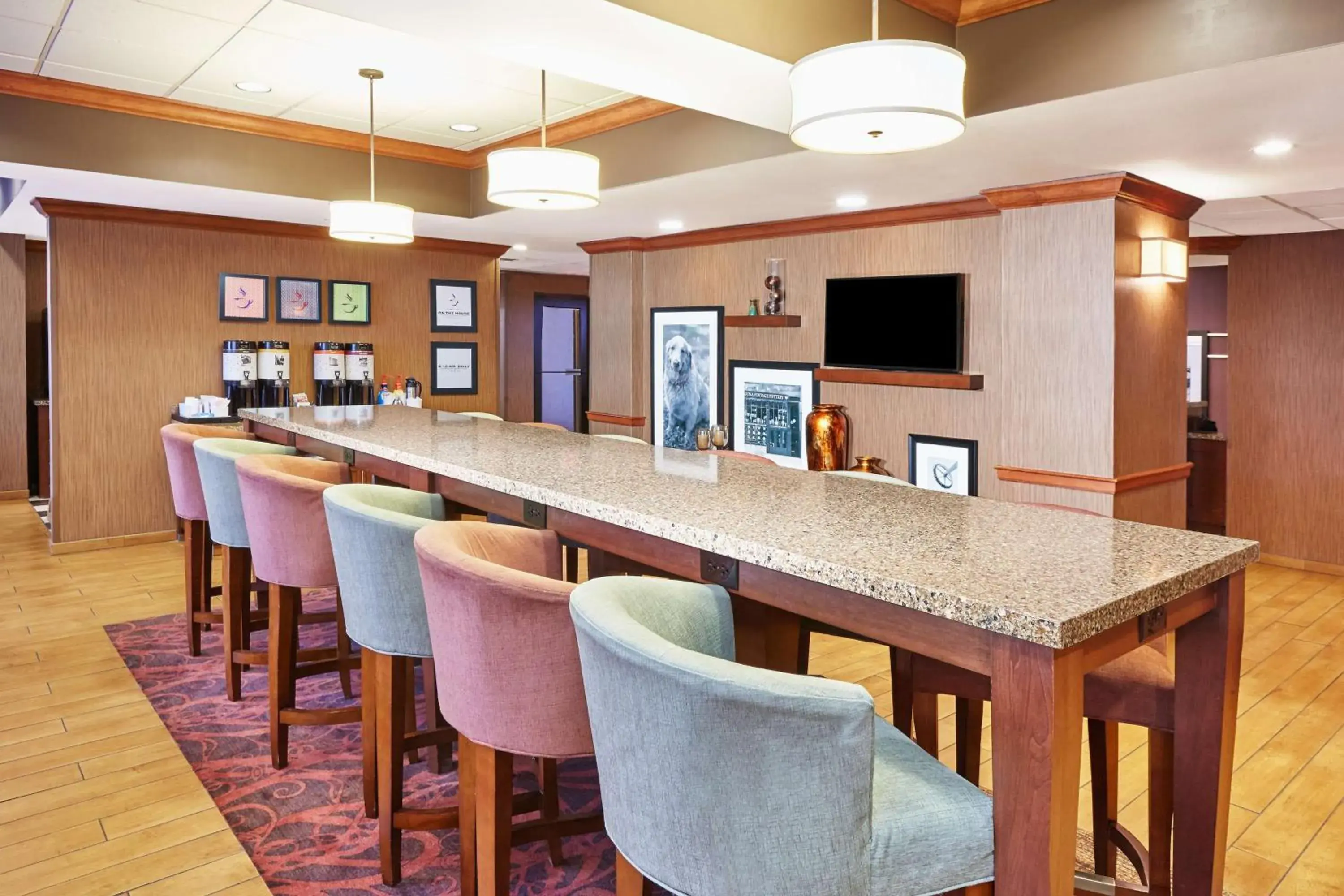 Restaurant/places to eat in Hampton Inn Lafayette Restaurant/places to eat in Hampton Inn Lafayette