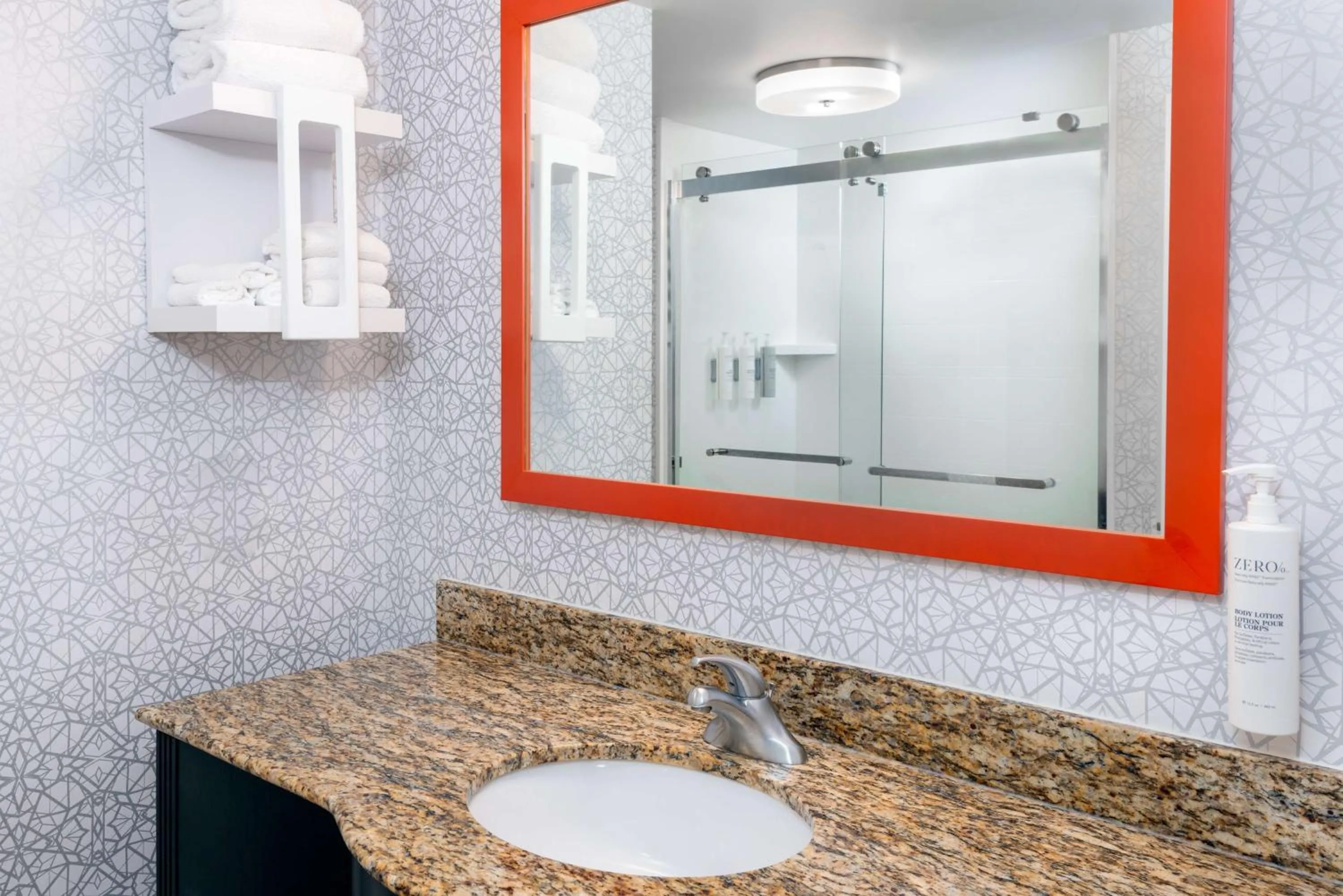 Bathroom in Hampton Inn & Suites Murfreesboro