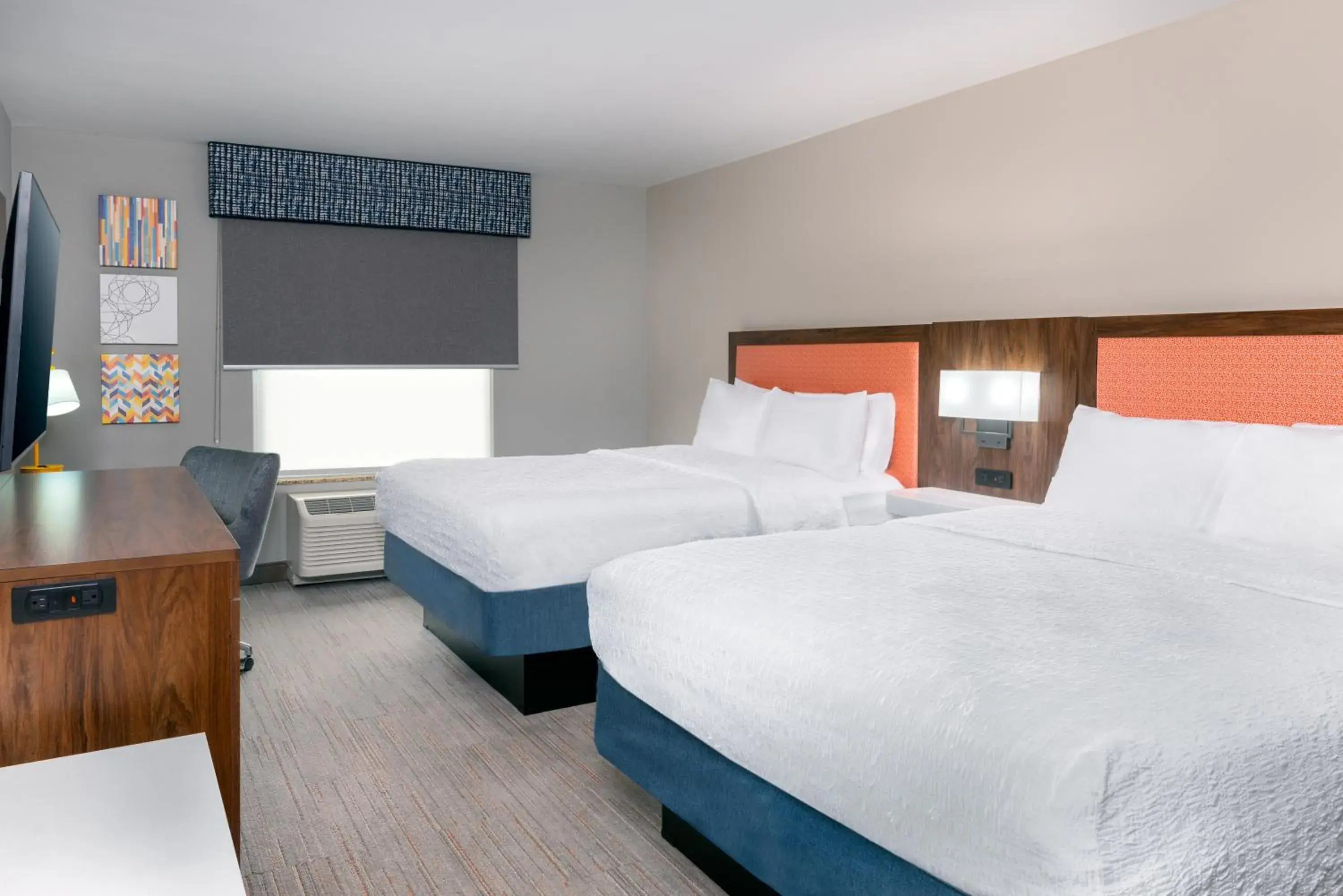 Deluxe Queen Room with Two Queen Beds - Non-Smoking in Hampton Inn & Suites Murfreesboro Deluxe Queen Room with Two Queen Beds - Non-Smoking in Hampton Inn & Suites Murfreesboro