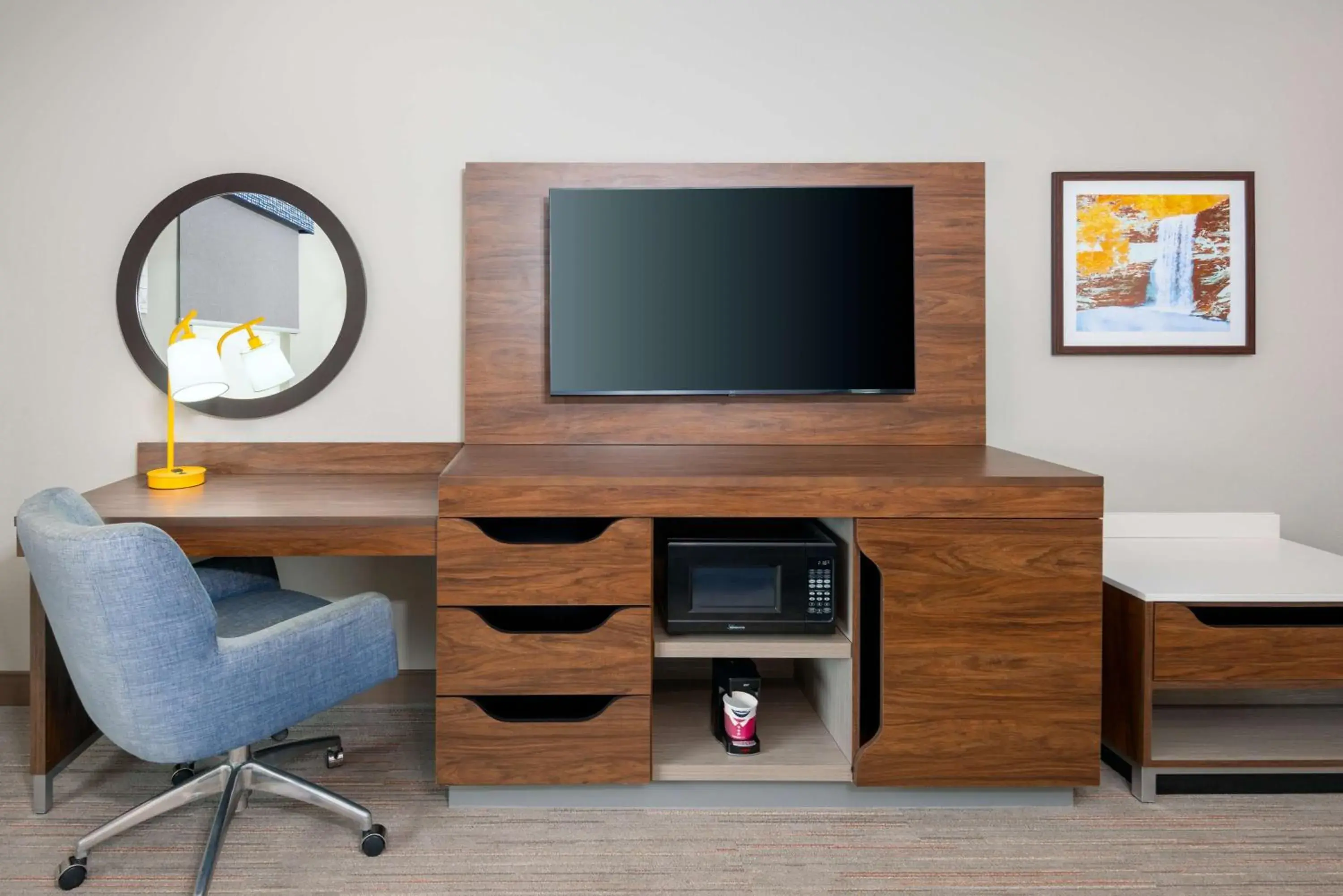 Bedroom in Hampton Inn & Suites Murfreesboro Bedroom in Hampton Inn & Suites Murfreesboro