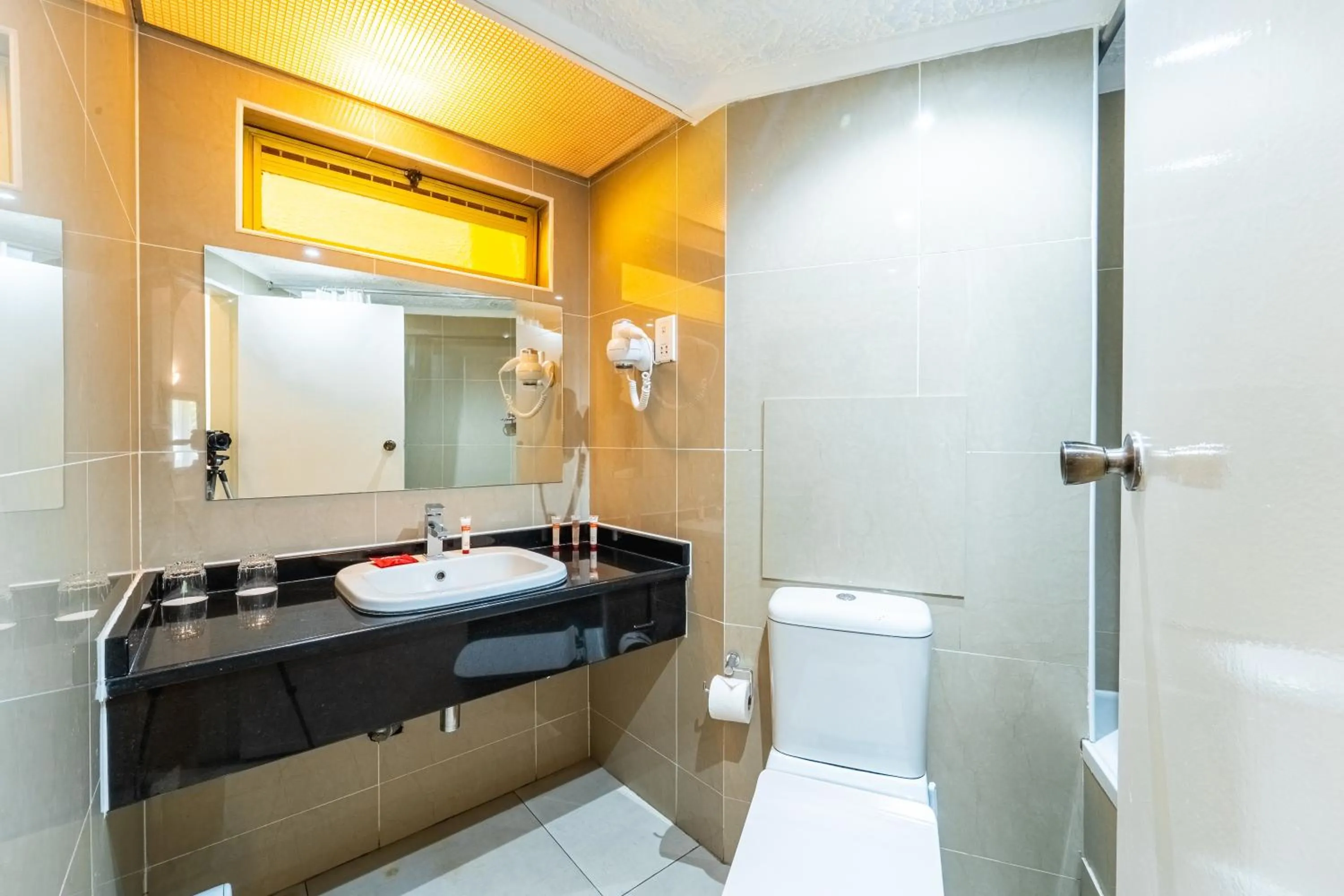 Bathroom in Victoria Falls Rainbow Hotel