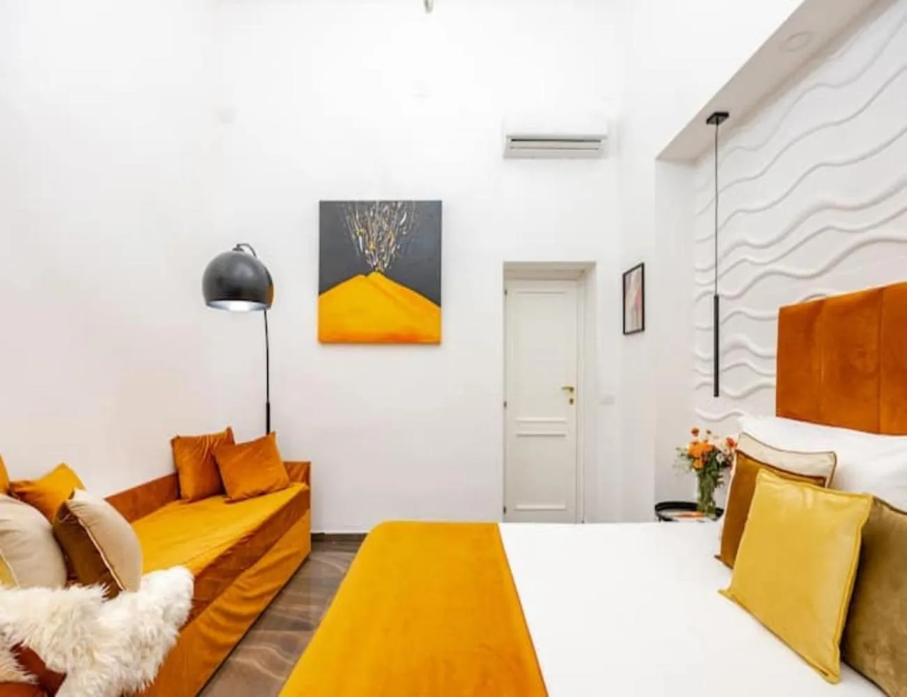 TV and multimedia, Bed in I Colori di Napoli