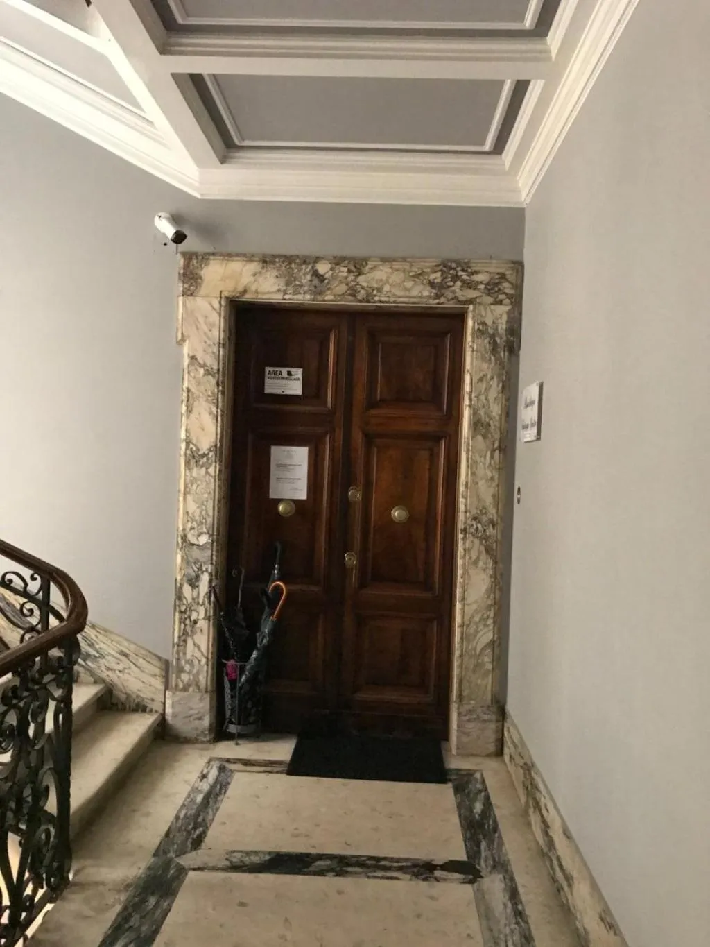 Facade/entrance in Residenza Vatican Suite