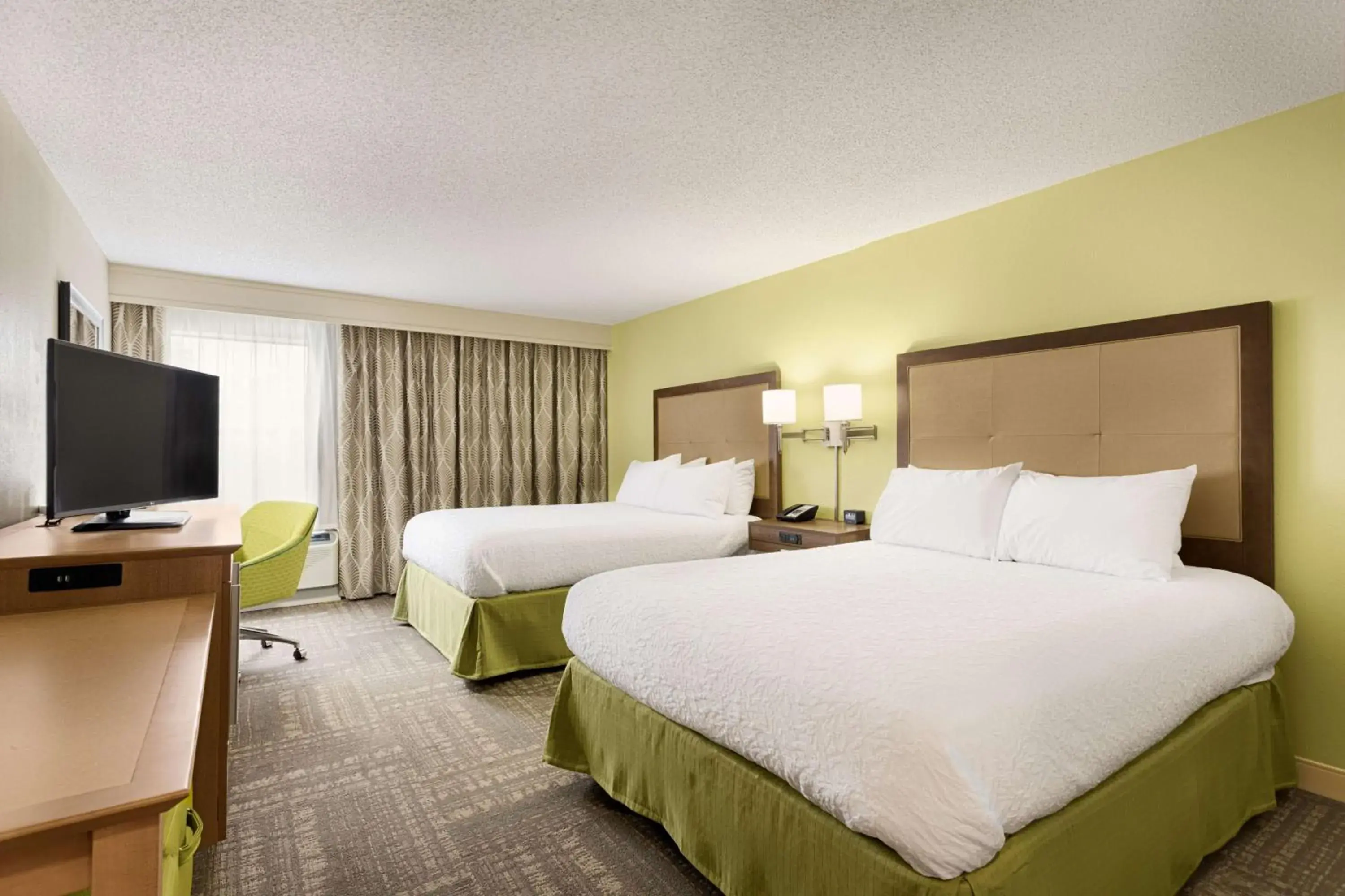 Bedroom, Bed in Hampton Inn Pawleys Island Bedroom, Bed in Hampton Inn Pawleys Island