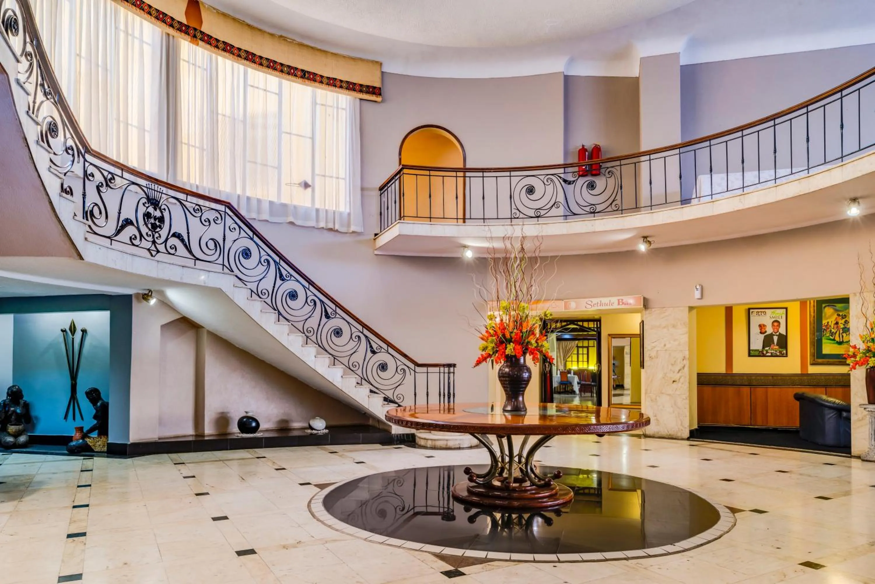 Facade/entrance in Bulawayo Rainbow Hotel