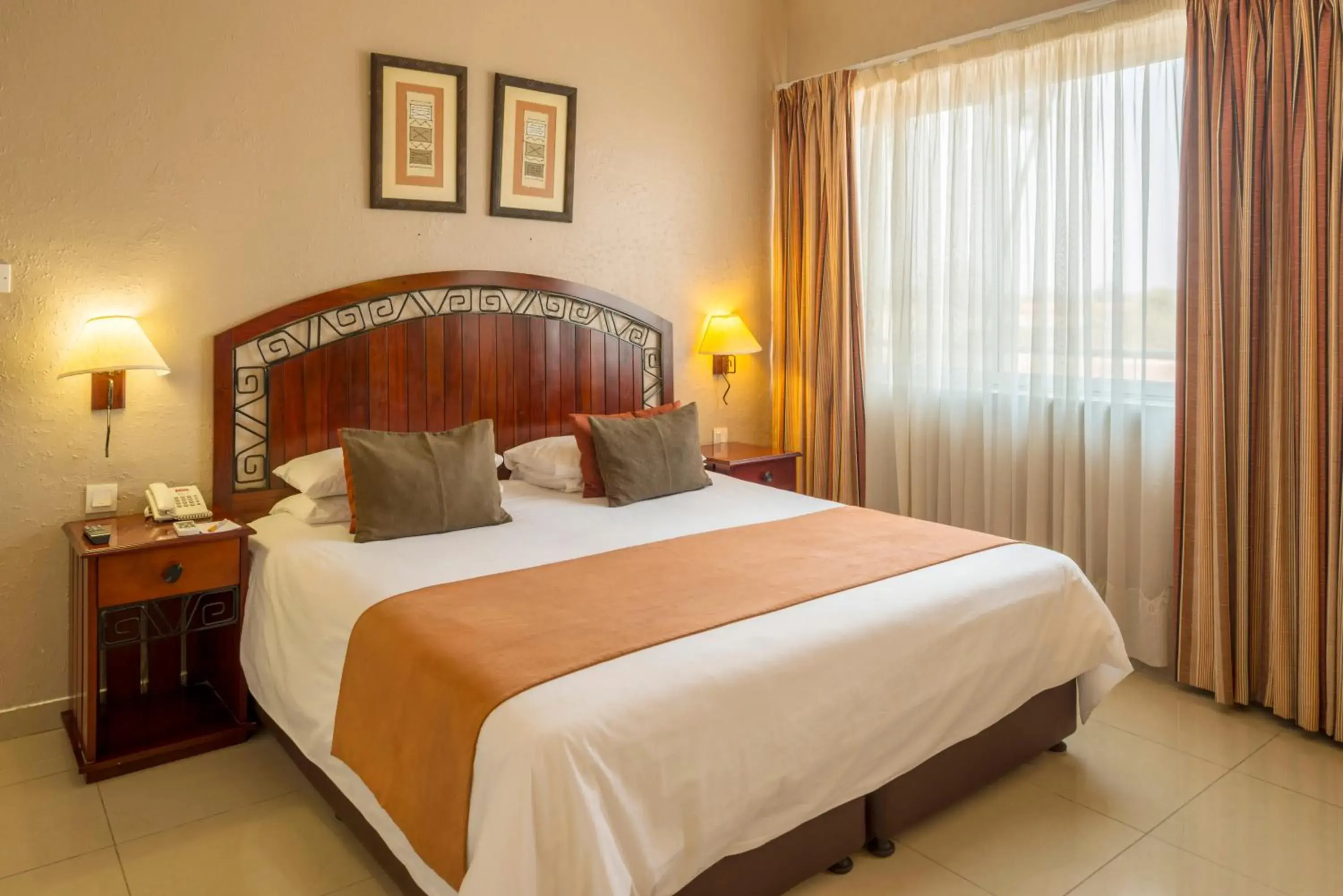 Bed in Bulawayo Rainbow Hotel Bed in Bulawayo Rainbow Hotel