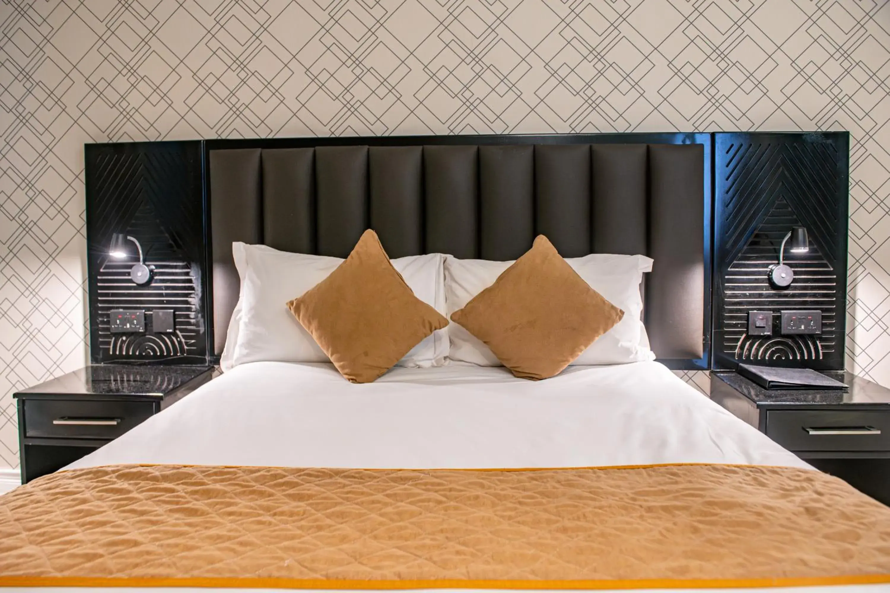 Standard Double Room in New Ambassador Hotel Standard Double Room in New Ambassador Hotel