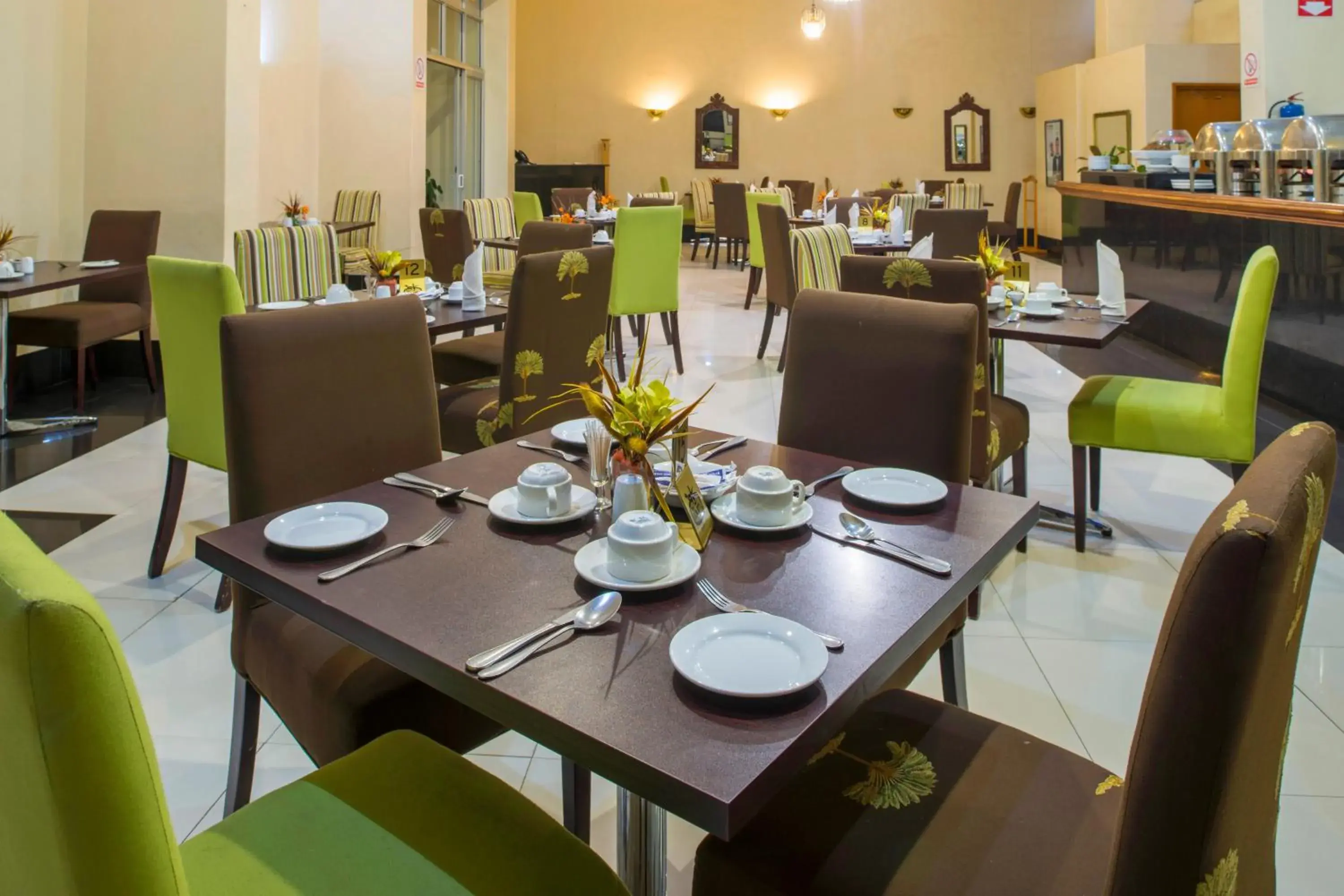 Restaurant/places to eat in New Ambassador Hotel Restaurant/places to eat in New Ambassador Hotel