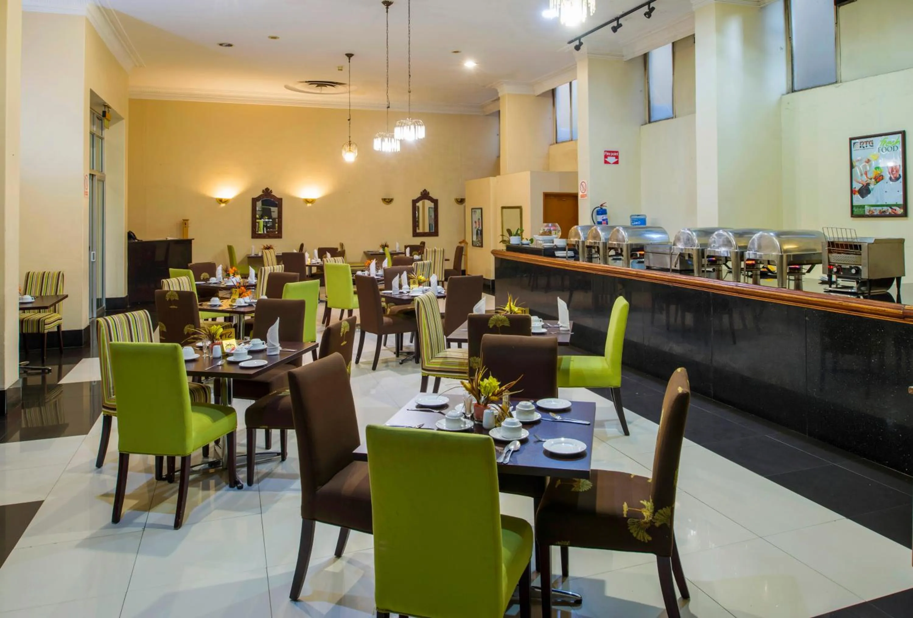 Restaurant/places to eat in New Ambassador Hotel
