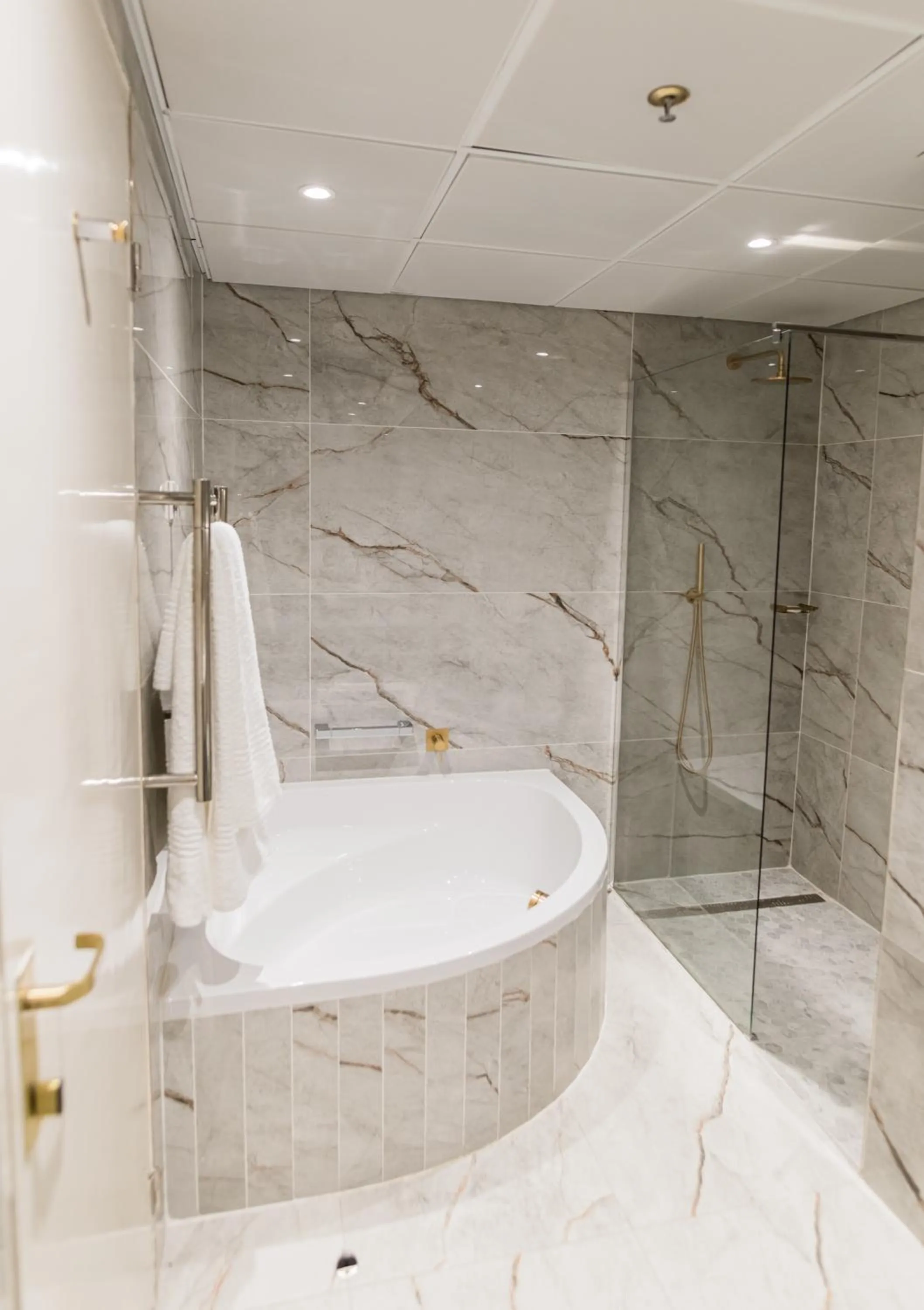 Property building in Rainbow Towers Hotel & Conference Centre