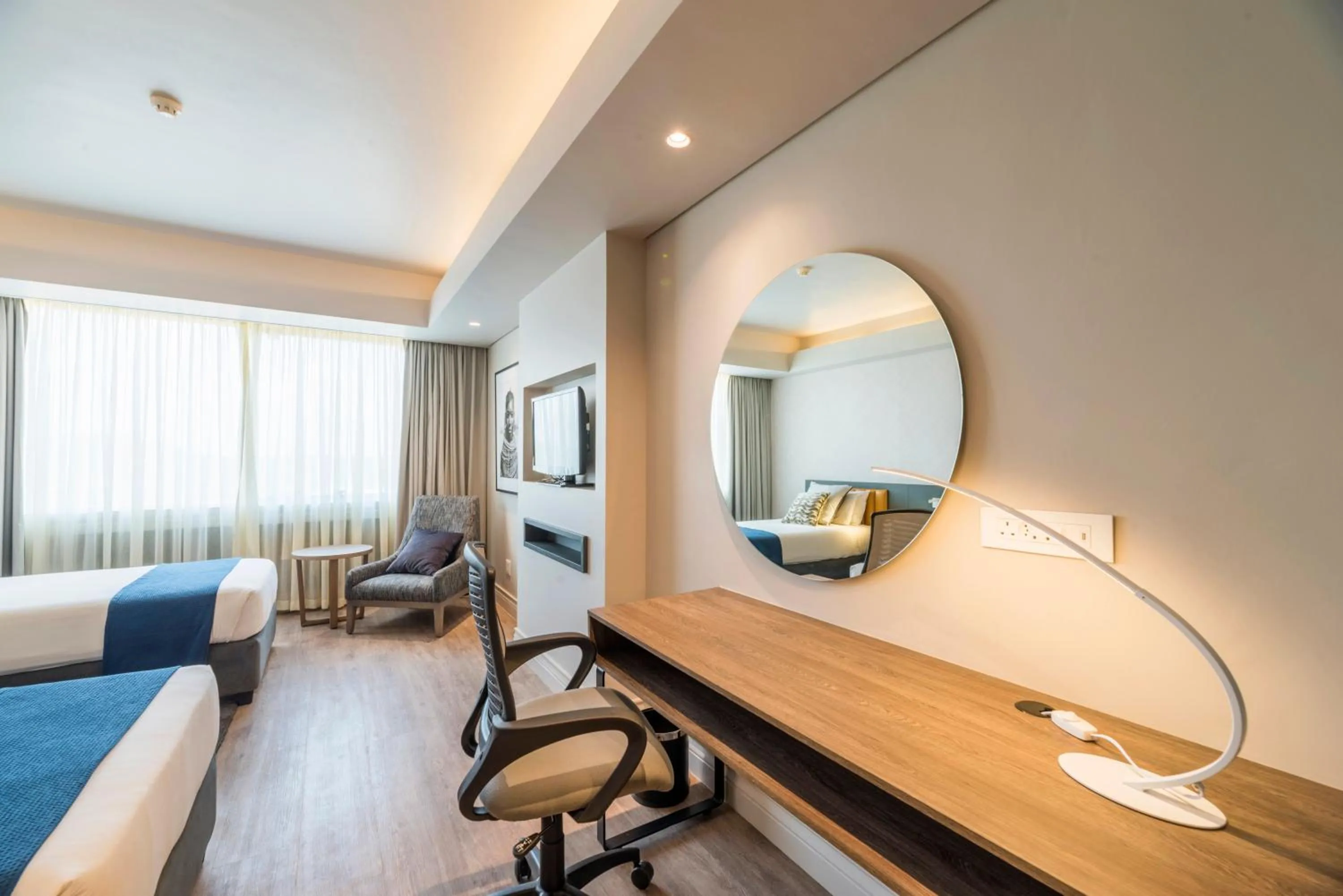 TV and multimedia, Bed in Rainbow Towers Hotel & Conference Centre