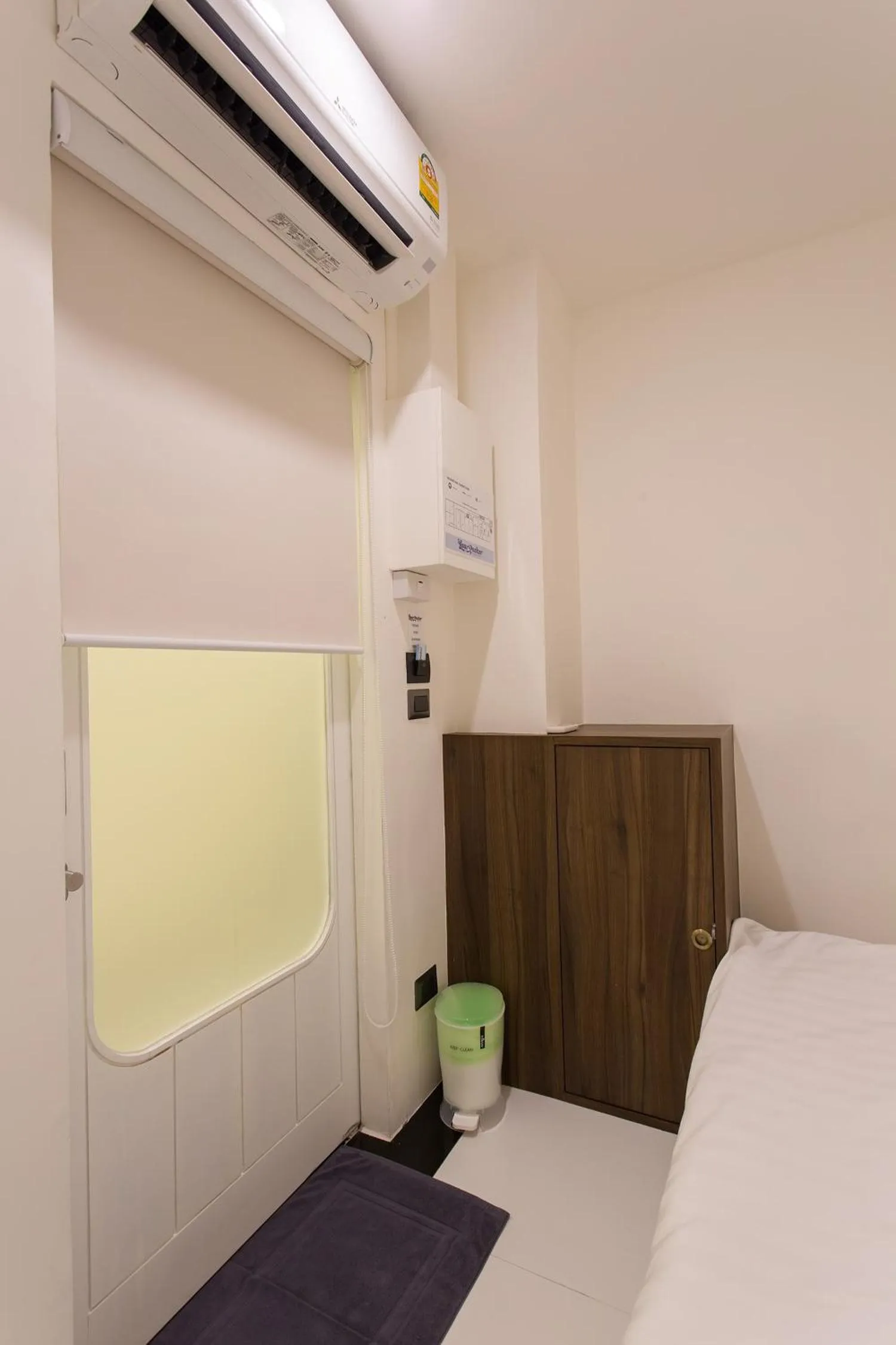 Bed in BearPacker Patong Hostel