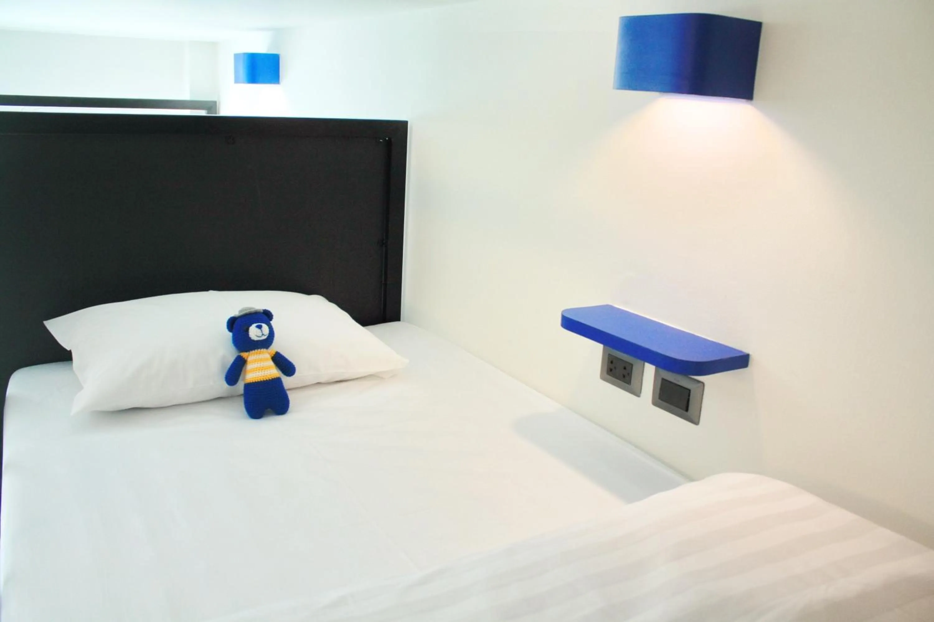 Bed in BearPacker Patong Hostel