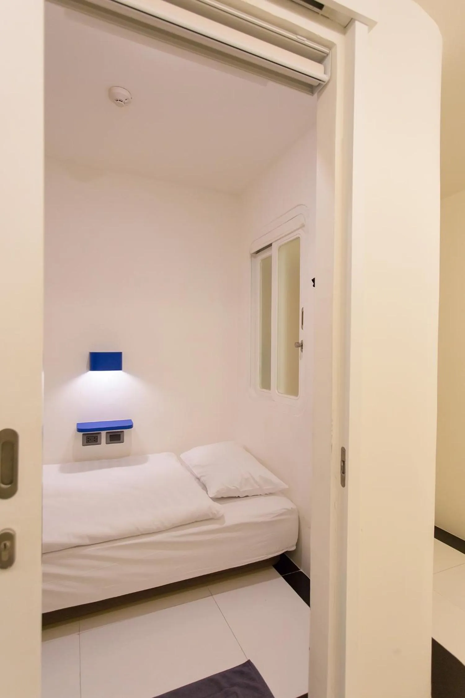 Bed in BearPacker Patong Hostel