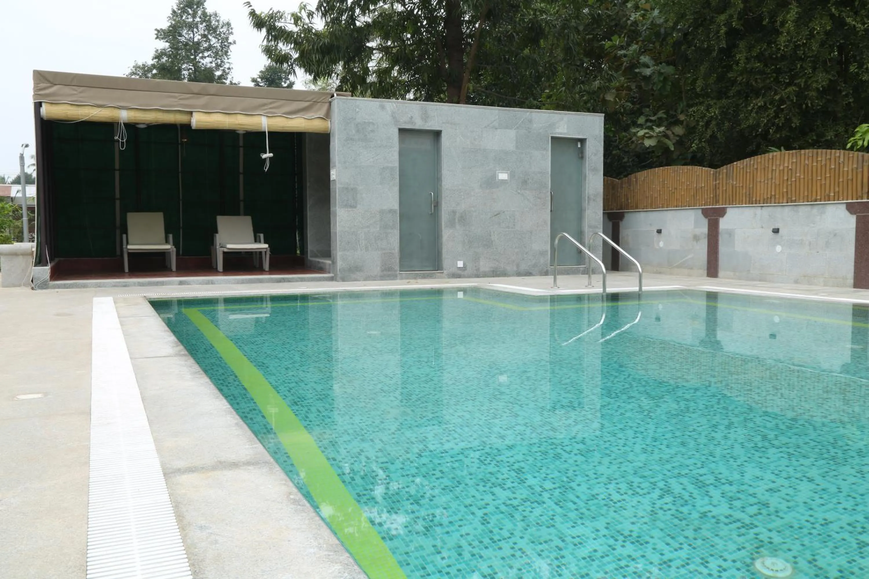 Swimming pool in Mayapuri Amira