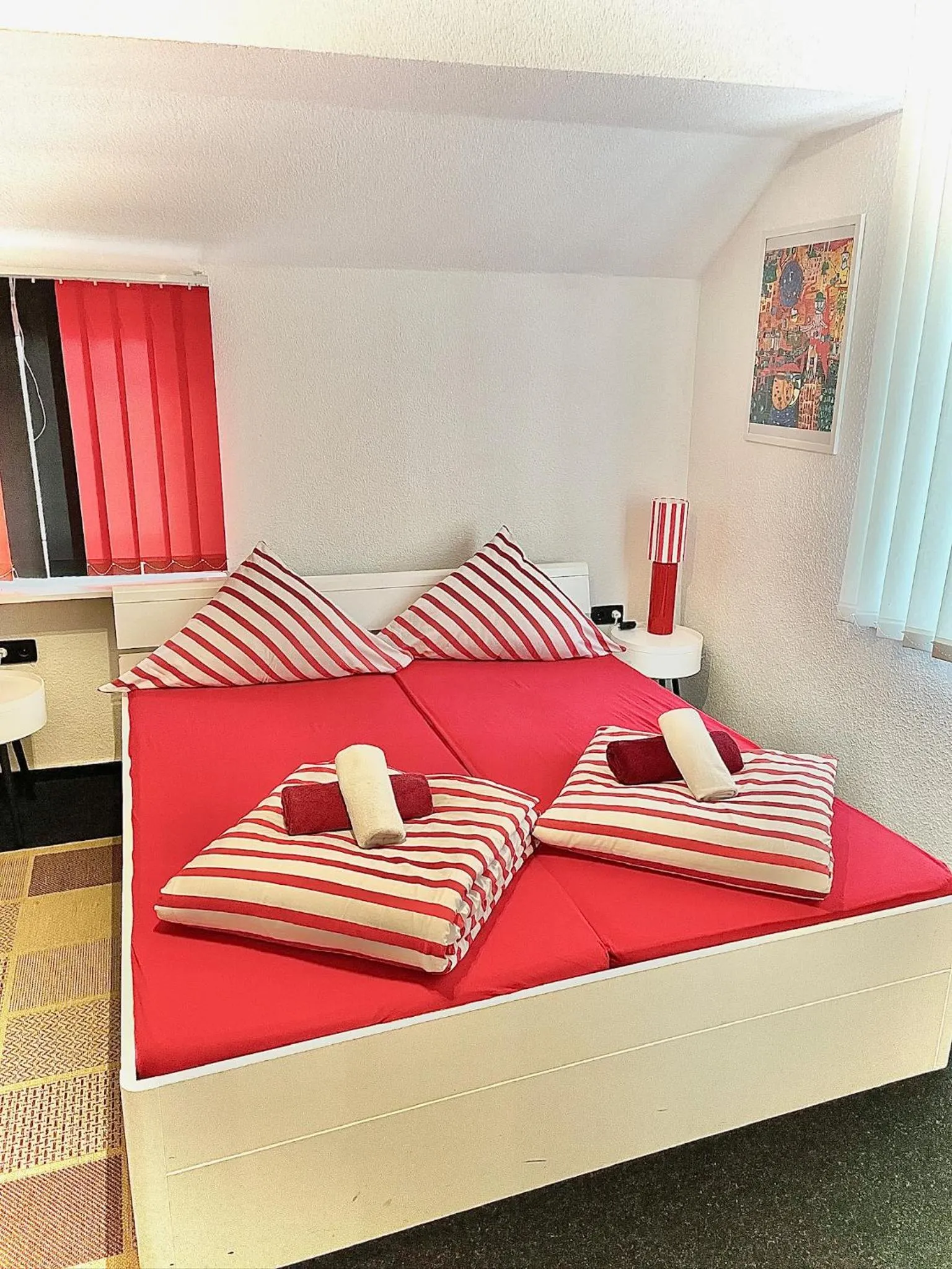 towels, Bed in Hotel Tusculum