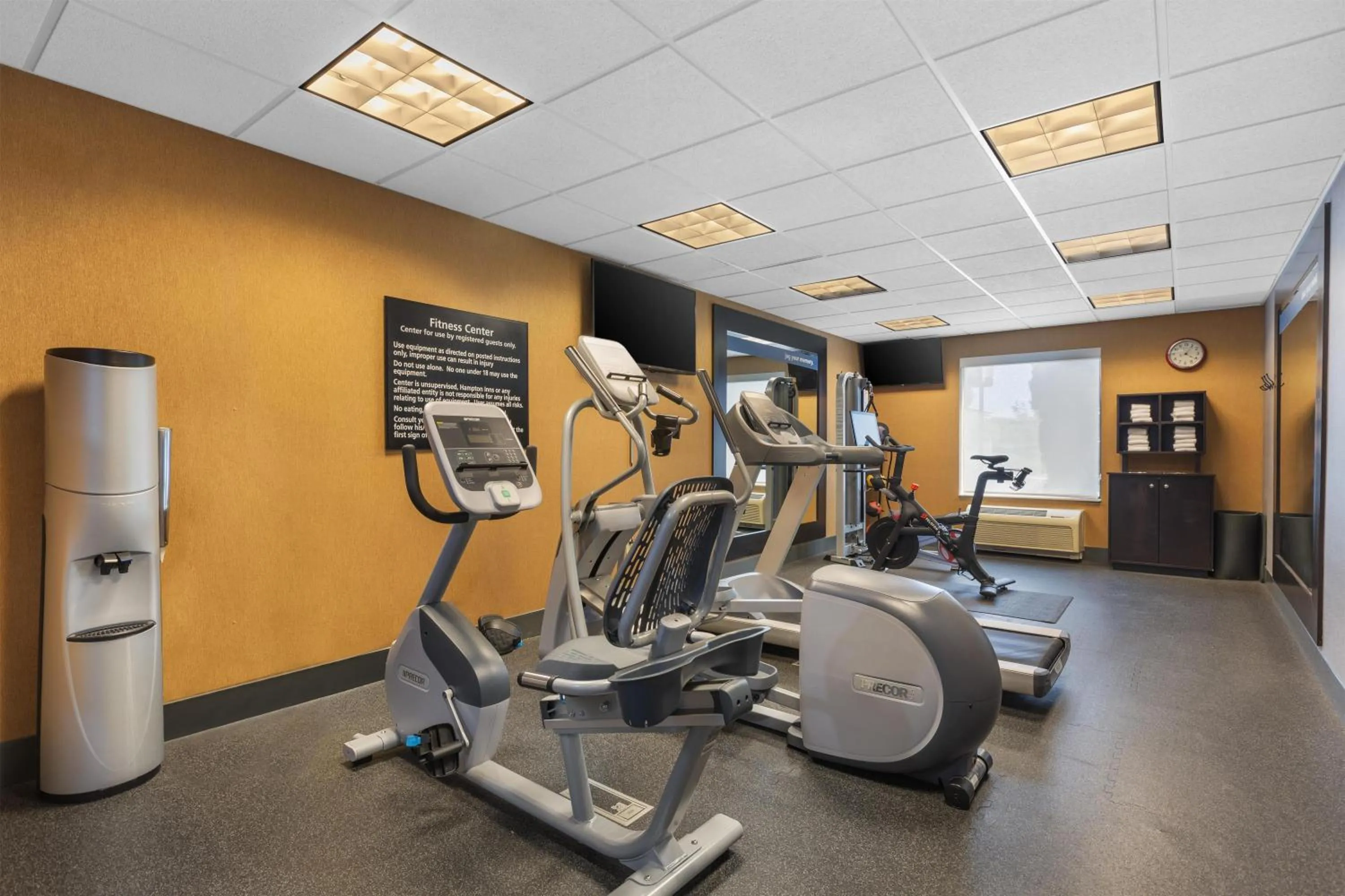 Fitness centre/facilities in Hampton Inn Pendleton