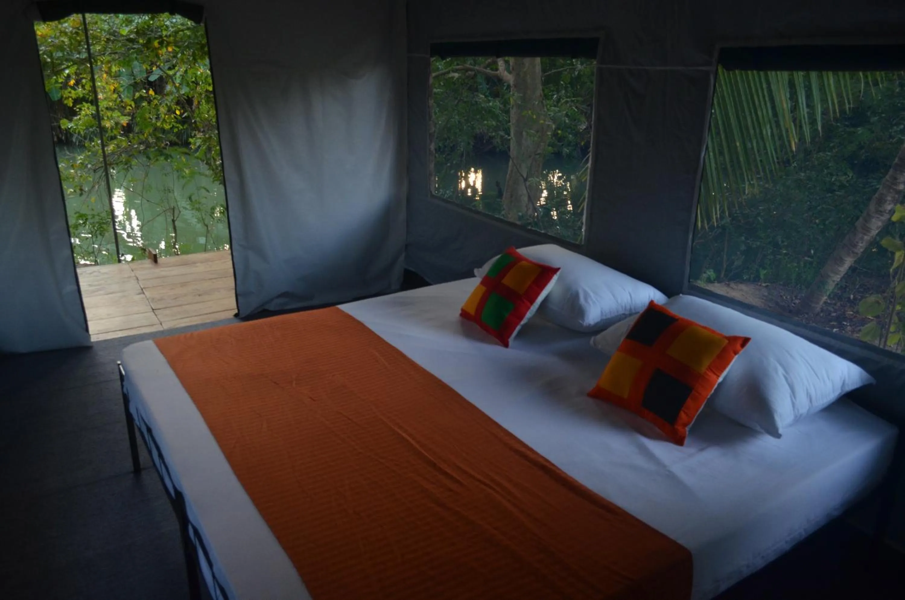 Bed in Makulu Safari Camping