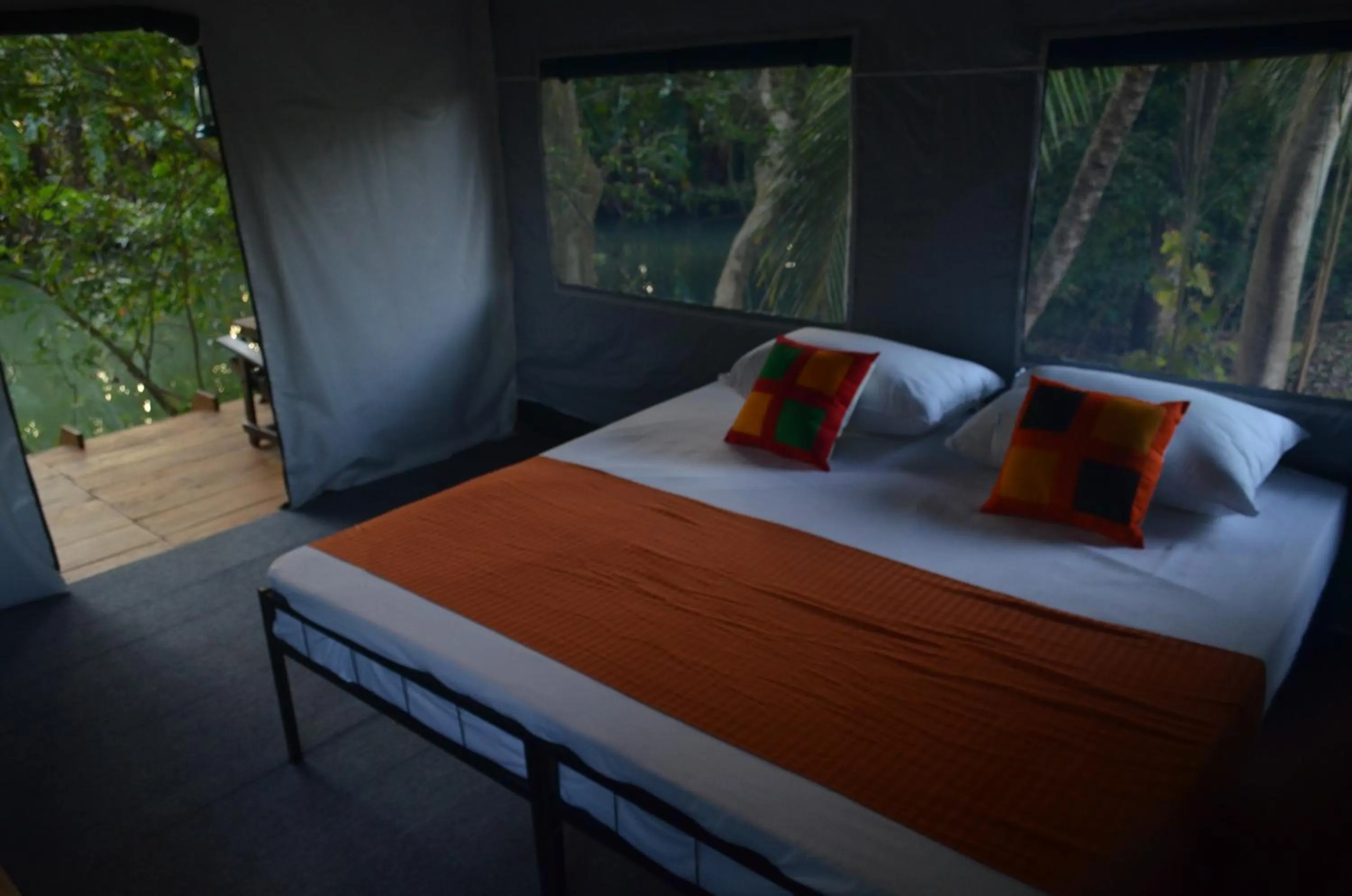 Bed in Makulu Safari Camping