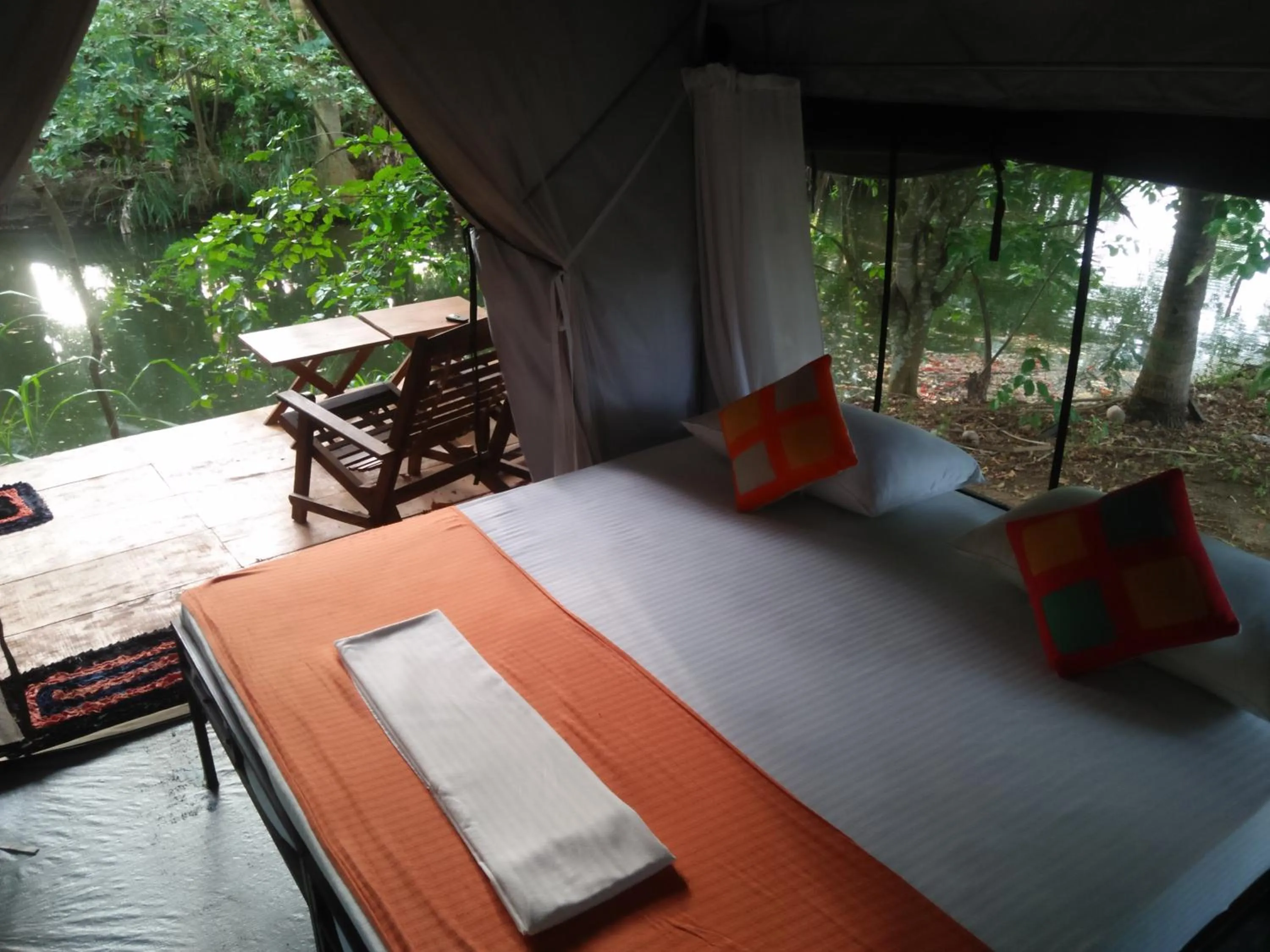 Bedroom in Makulu Safari Camping