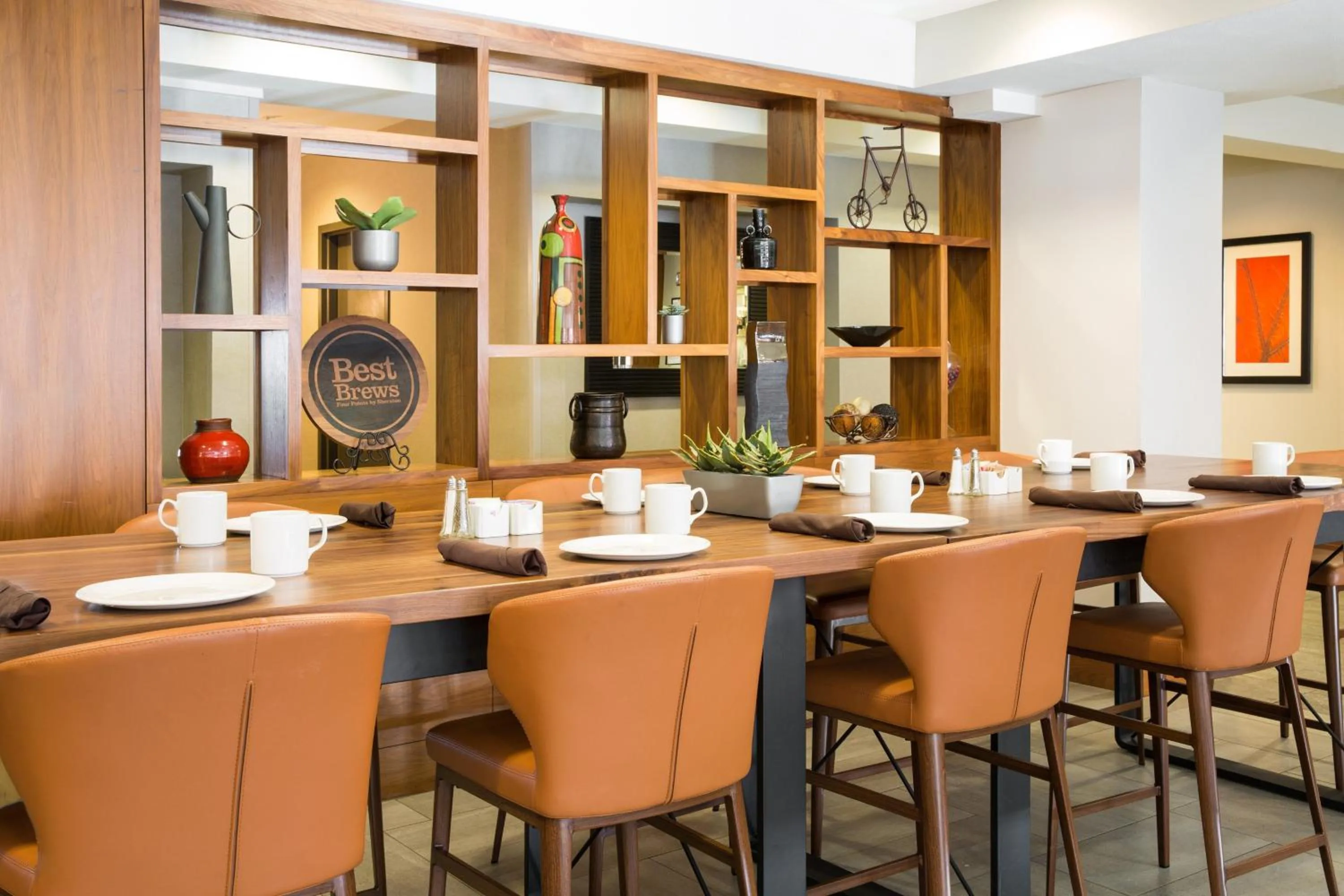 Restaurant/places to eat in Four Points by Sheraton Downtown Seattle Center