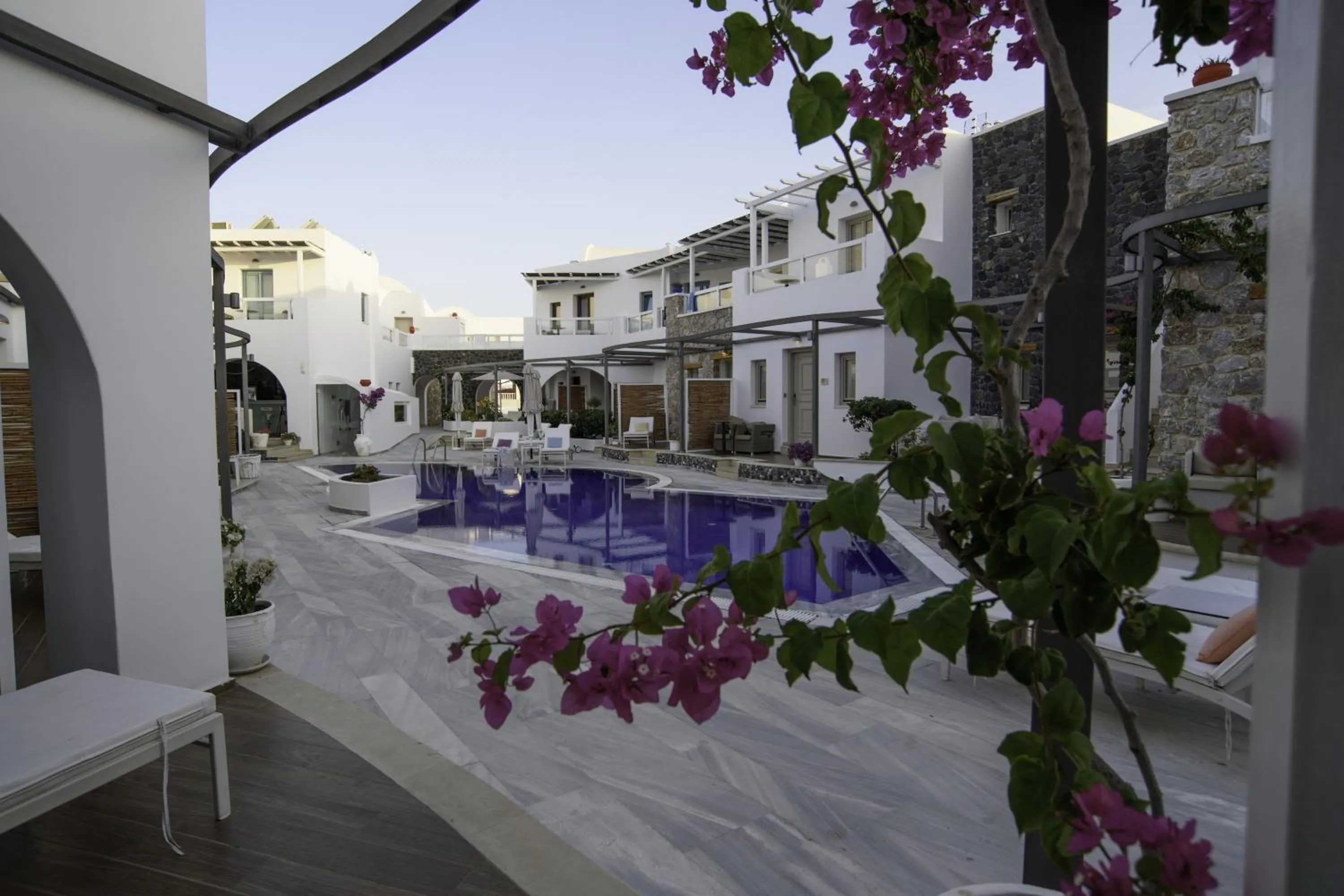 Property building in La Mer Deluxe Hotel & Spa