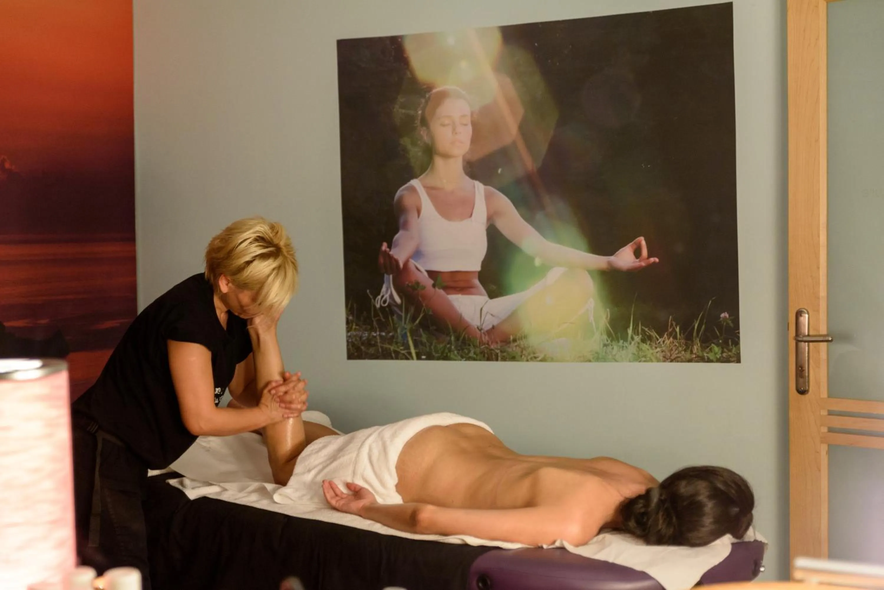 Massage in La Mer Deluxe Hotel & Spa