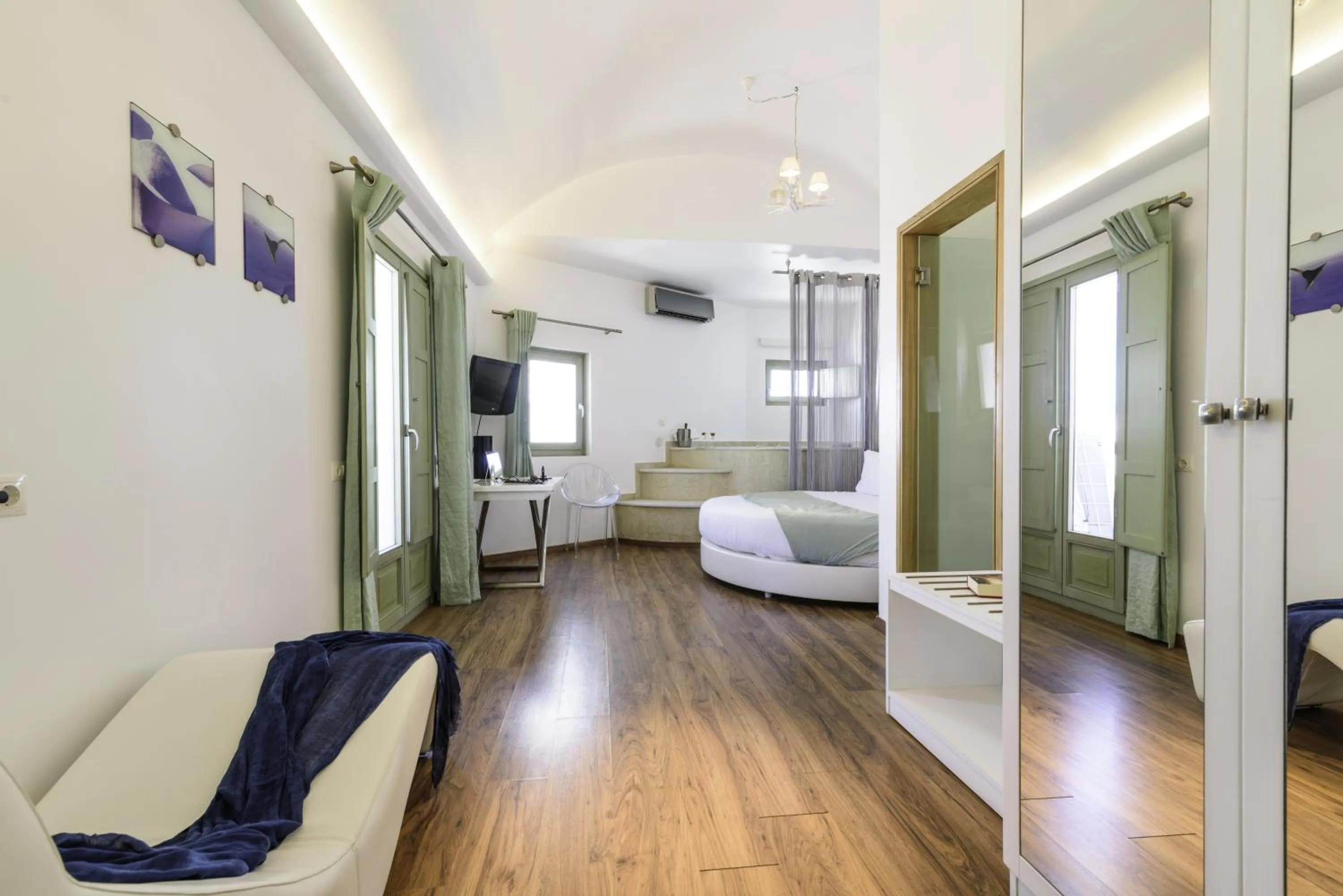 Bedroom, Bed in La Mer Deluxe Hotel & Spa