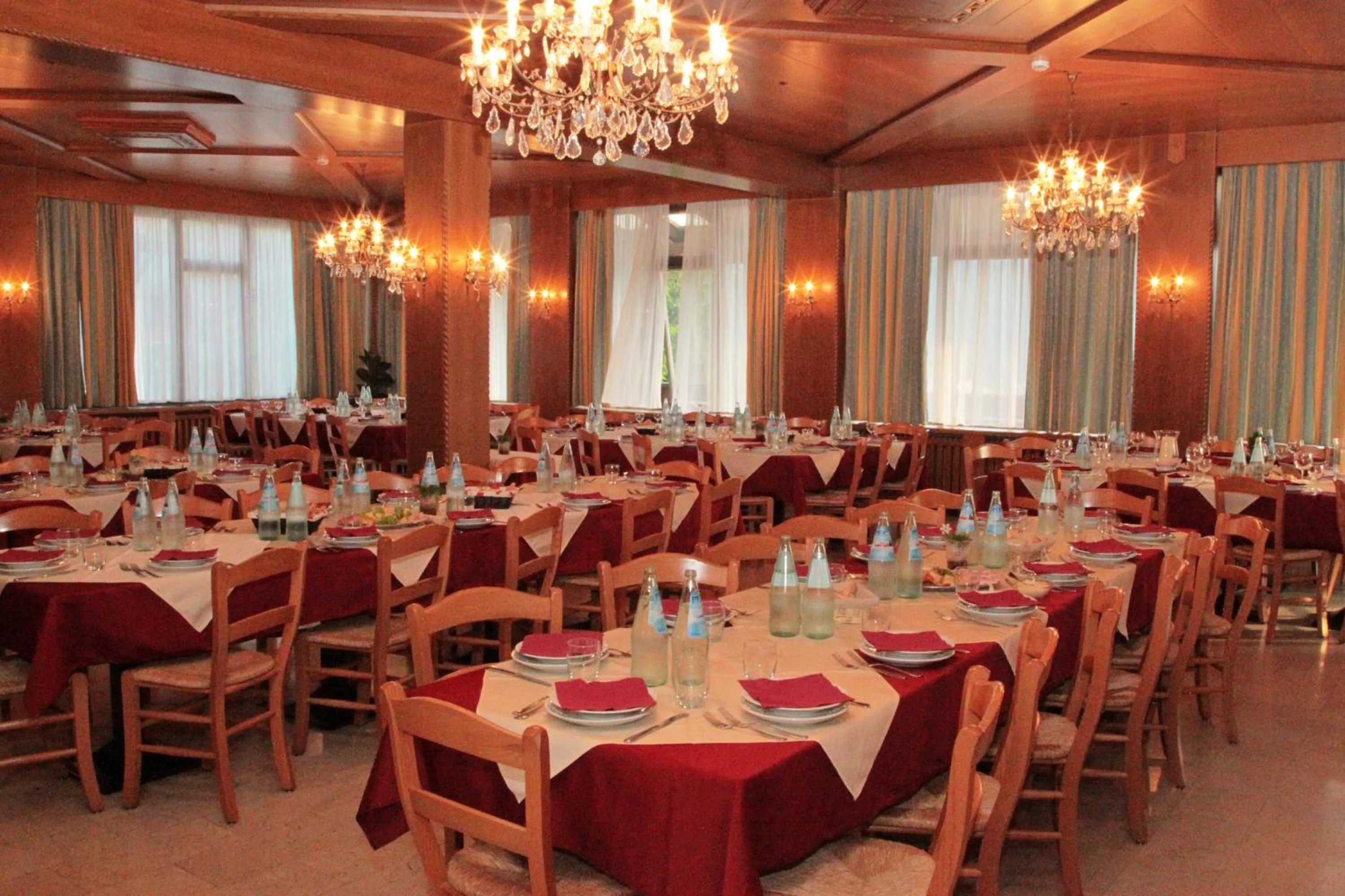 Restaurant/places to eat in Park Hotel Miramonti