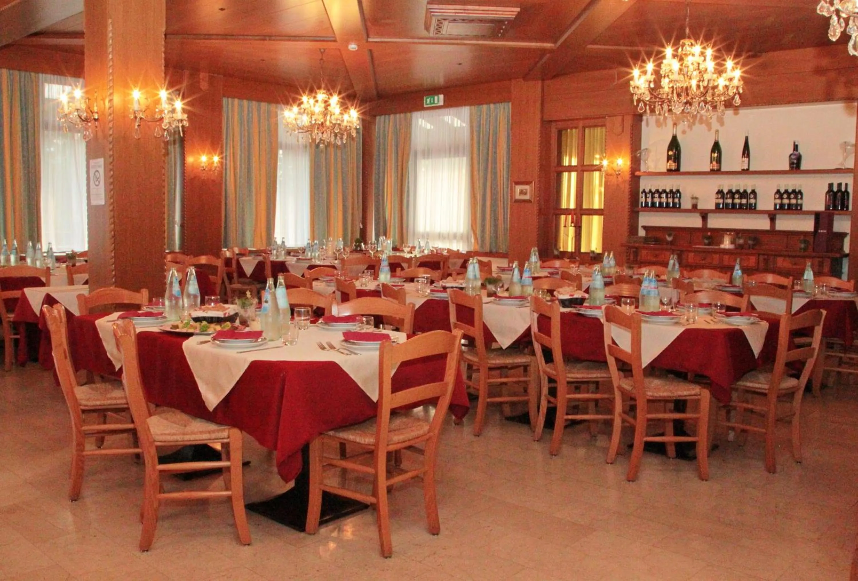 Restaurant/places to eat in Park Hotel Miramonti