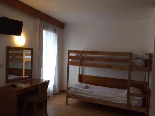 bunk bed in Park Hotel Miramonti