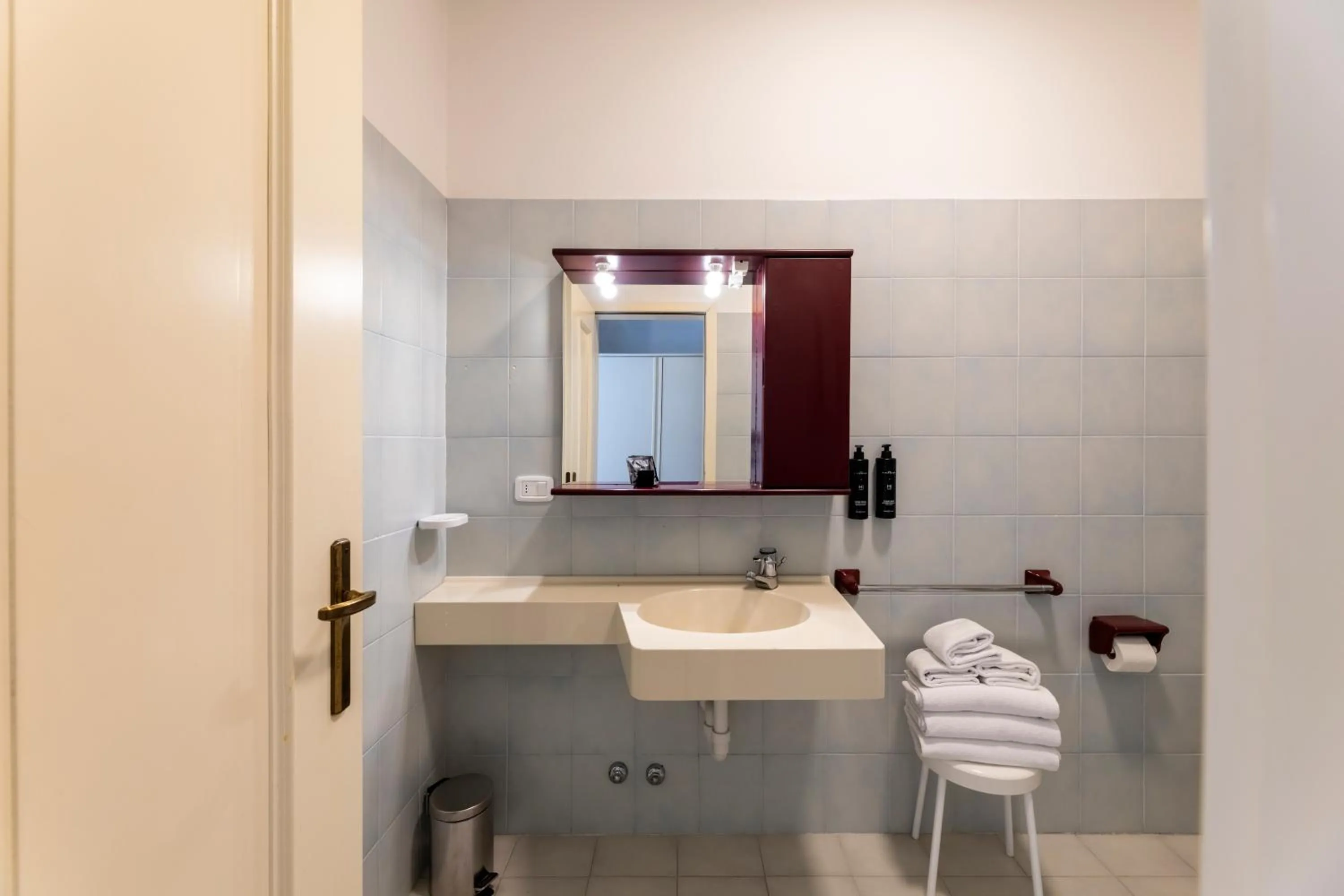 Bathroom in Hi Hotels Riva del Garda