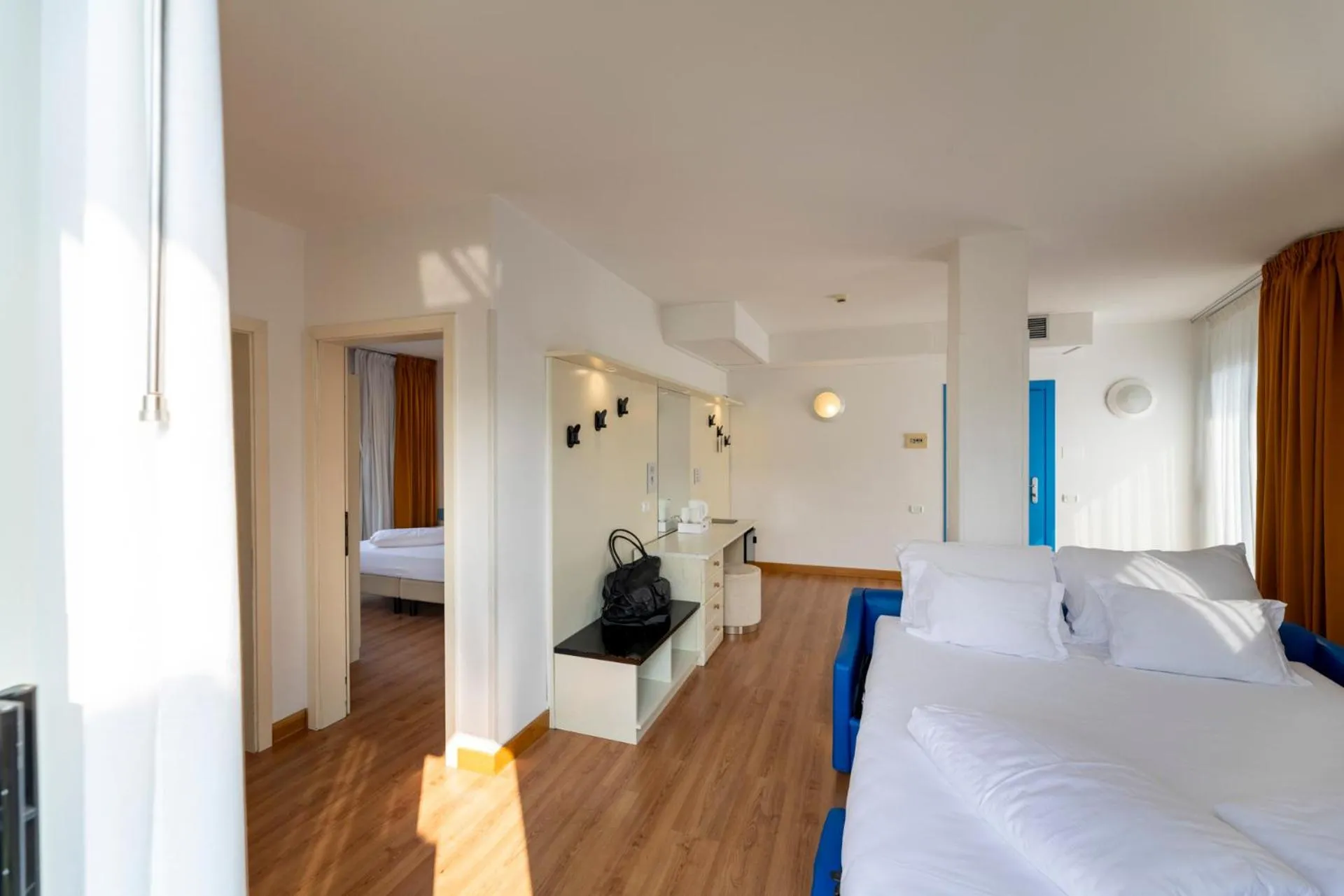 Bedroom, Bed in Hi Hotels Riva del Garda