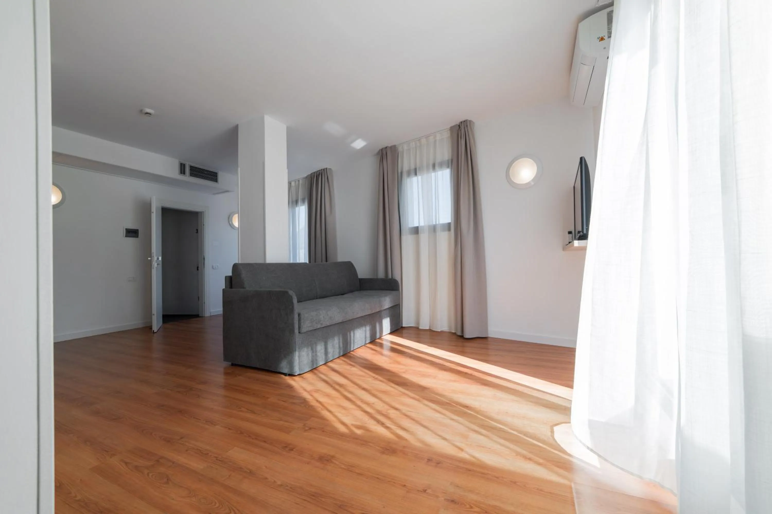 Living room in Hi Hotels Riva del Garda