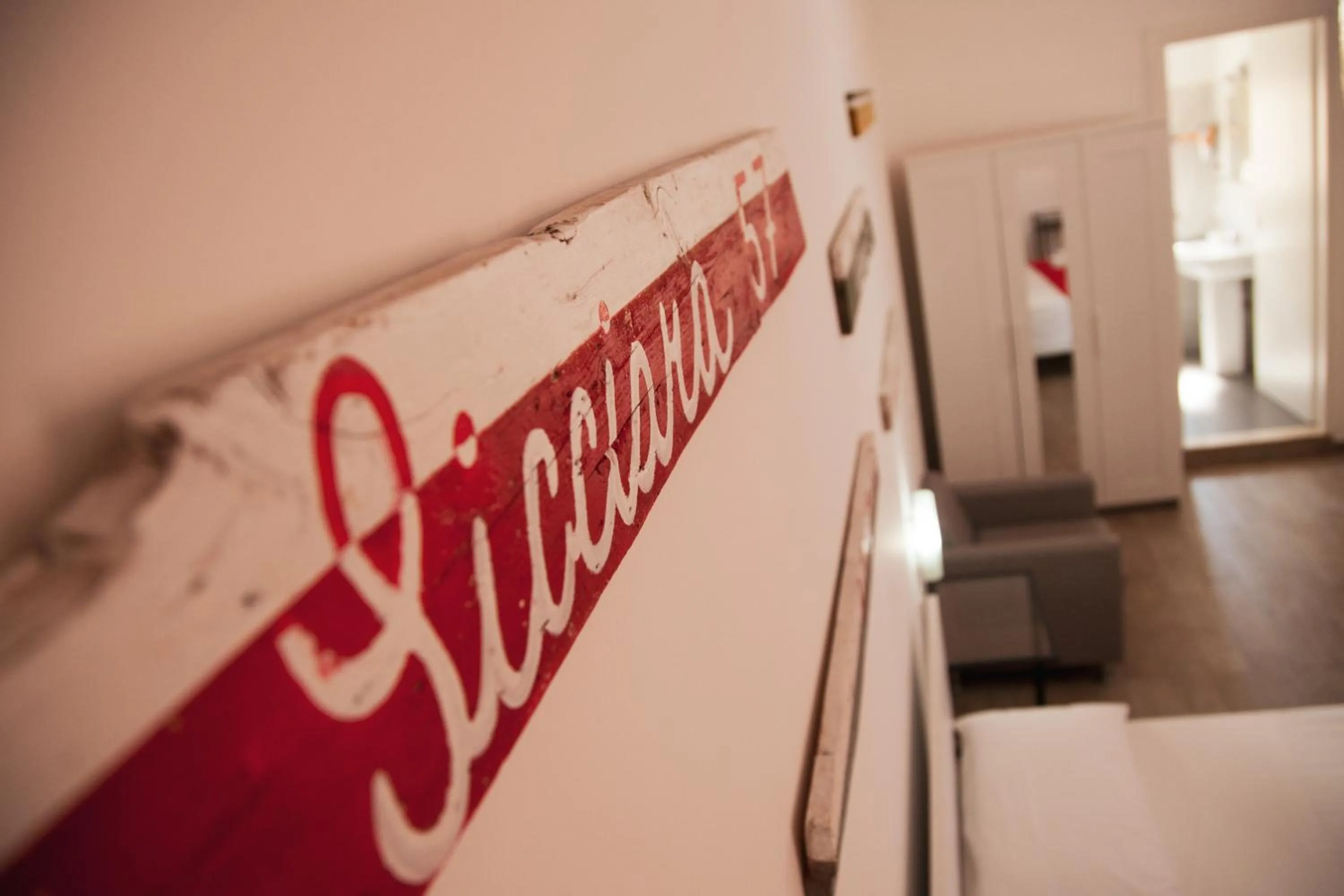 Bed in Orlando Bayview